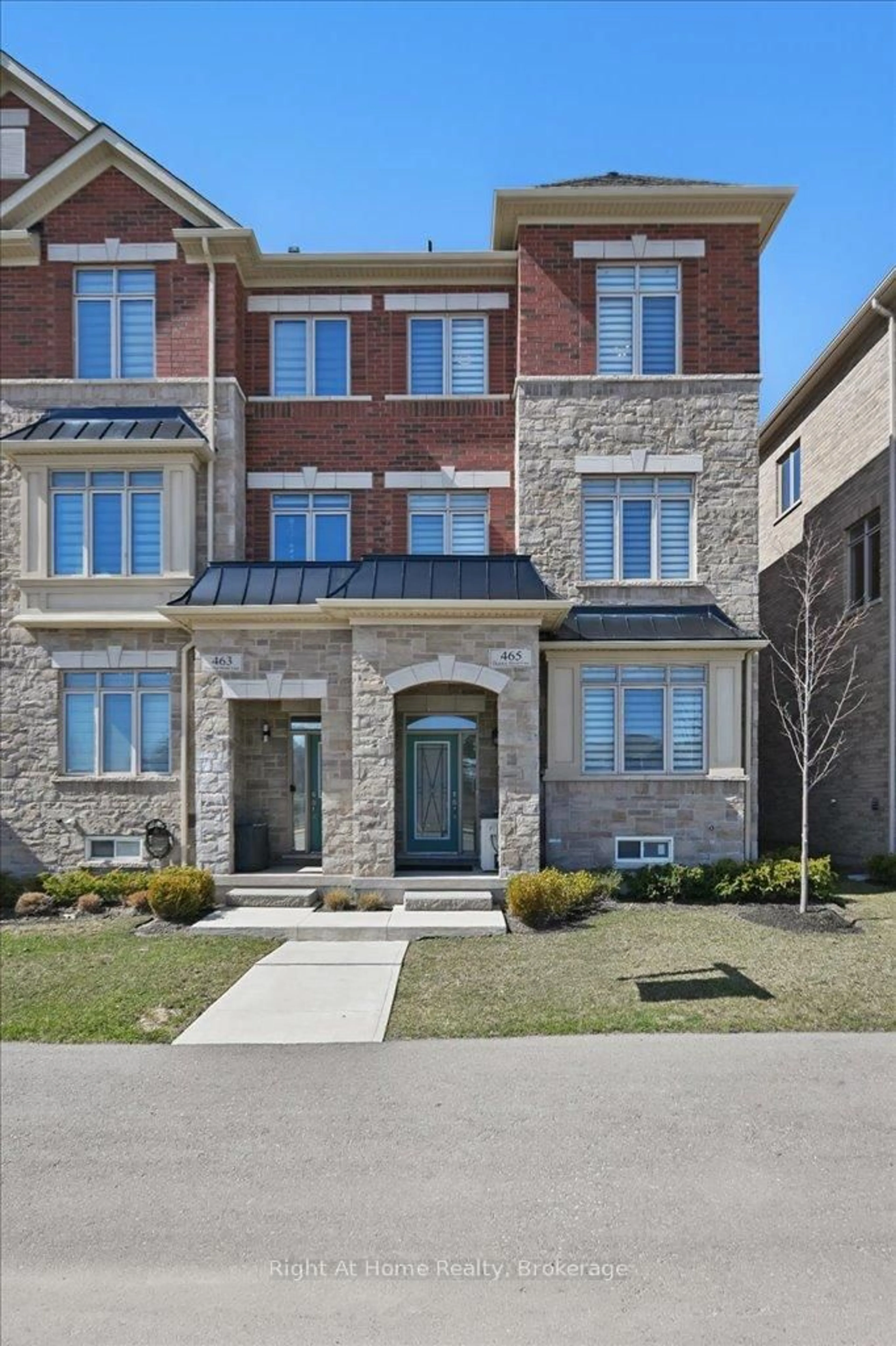 Home with brick exterior material, street for 465 Dundas St, Oakville Ontario L6H 3P4