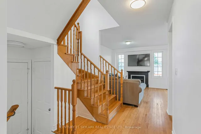 Additional image 30 of 31 Joywill Crt