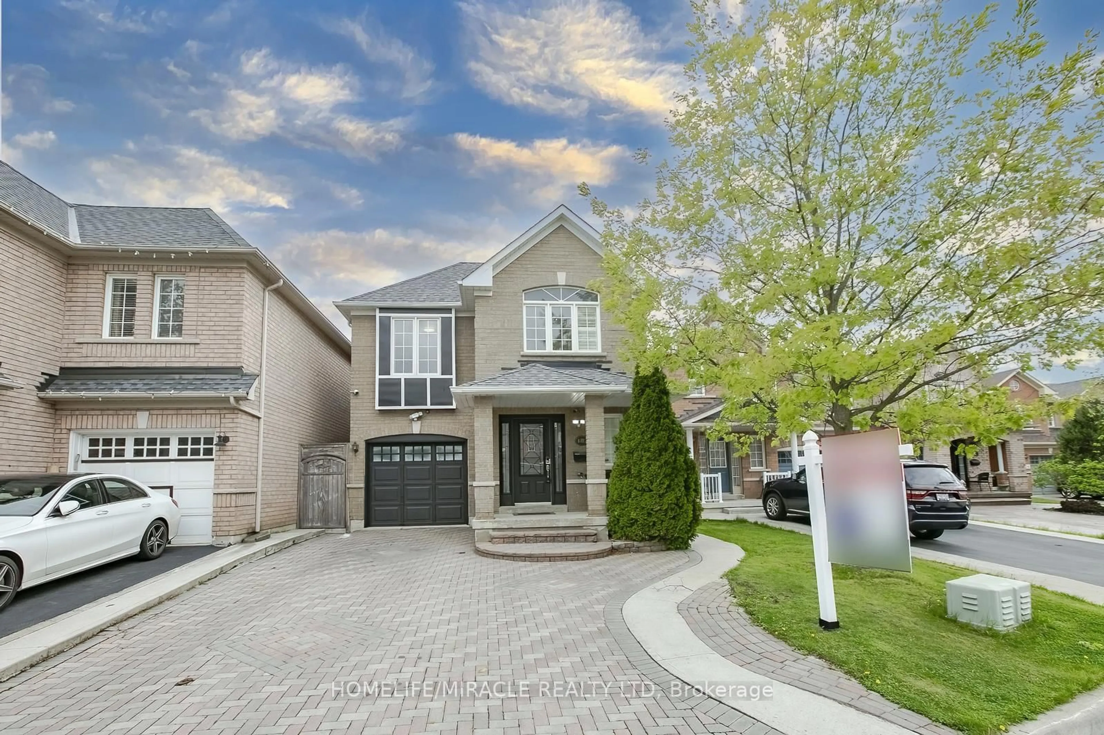 Home with brick exterior material, street for 182 Bufford Dr, Brampton Ontario L6Y 3N3