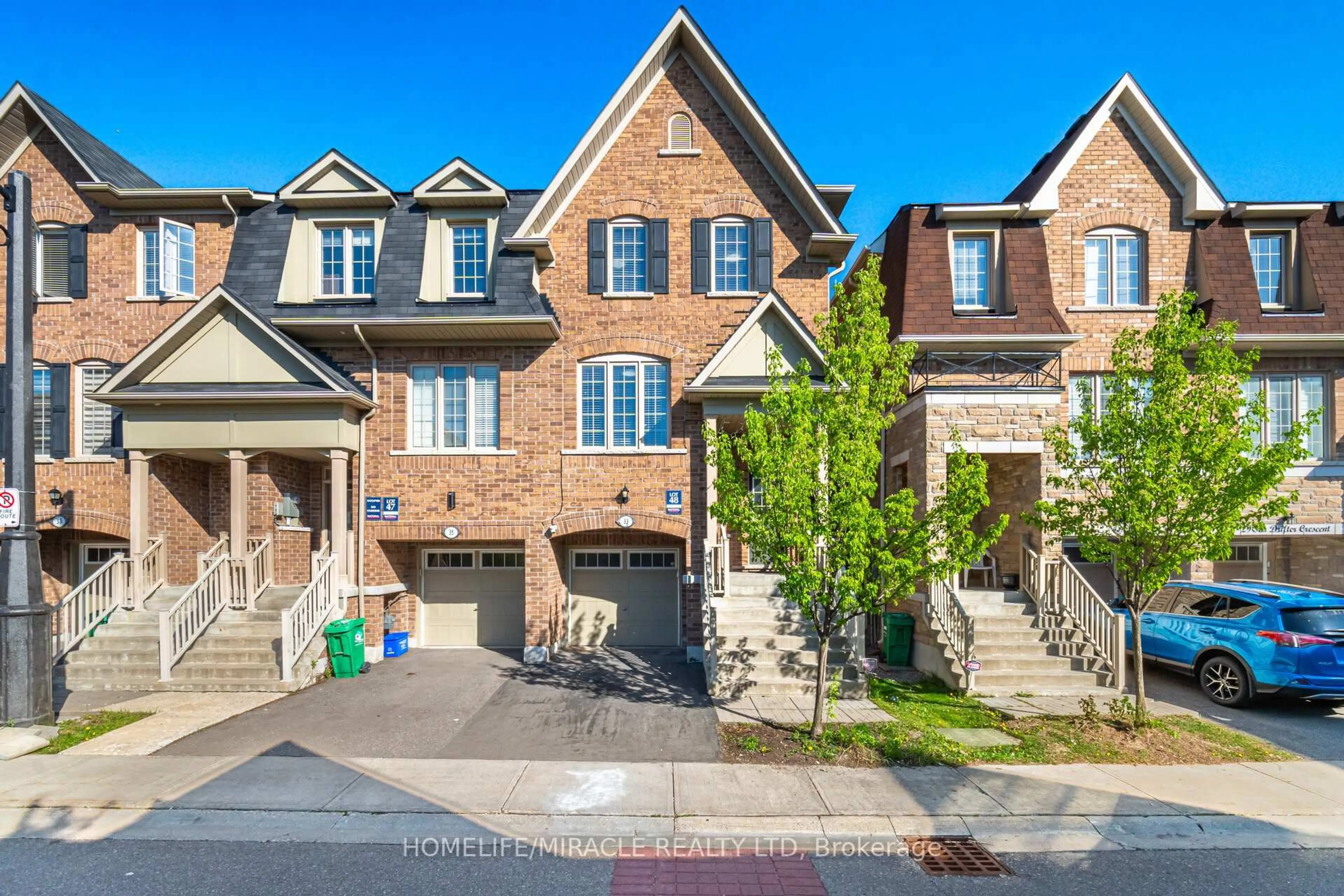 Home with brick exterior material, street for 33 Sea Drifter Cres, Brampton Ontario L6P 4B2