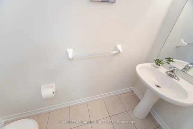 Additional property image - 33 Sea Drifter Cres