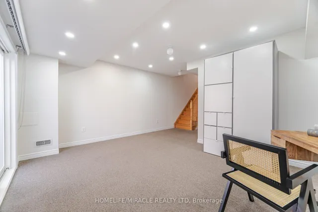 Additional property image - 33 Sea Drifter Cres
