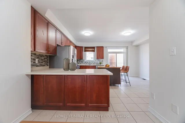 Additional property image - 33 Sea Drifter Cres