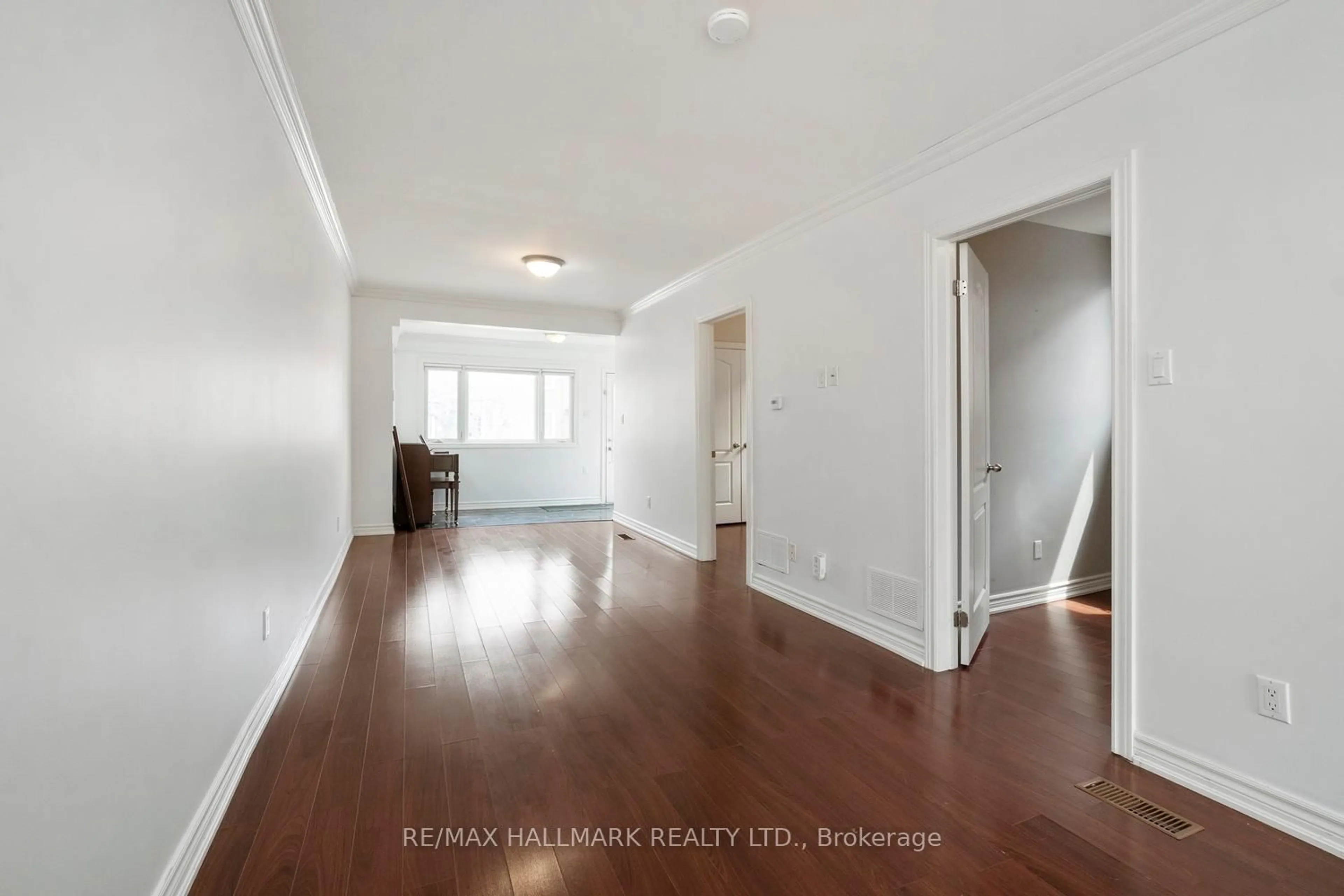 Indoor entryway for 72 Gray Ave, Toronto Ontario M6N 4S8