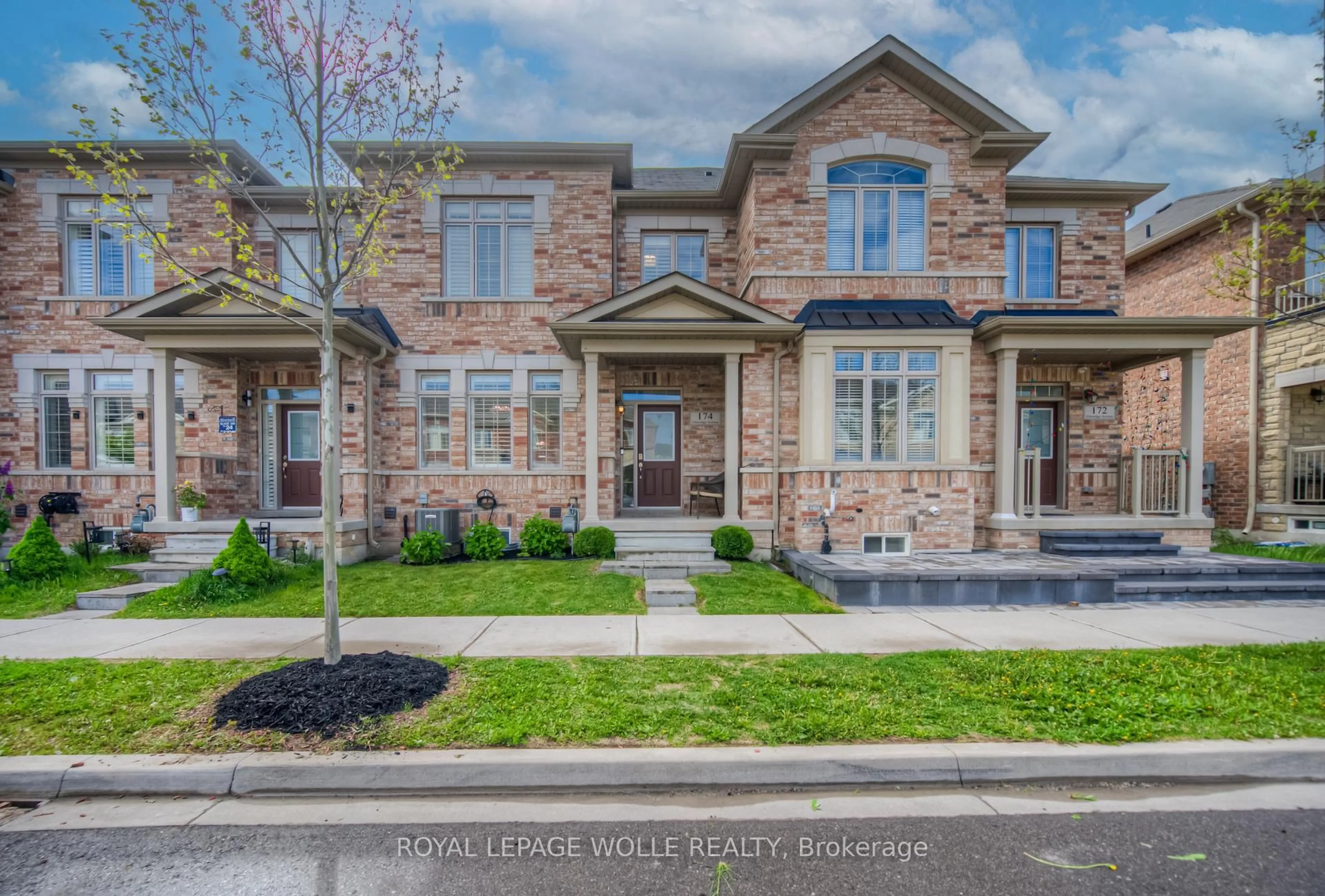 Home with brick exterior material, street for 174 Etheridge Ave, Milton Ontario L9E 1H1