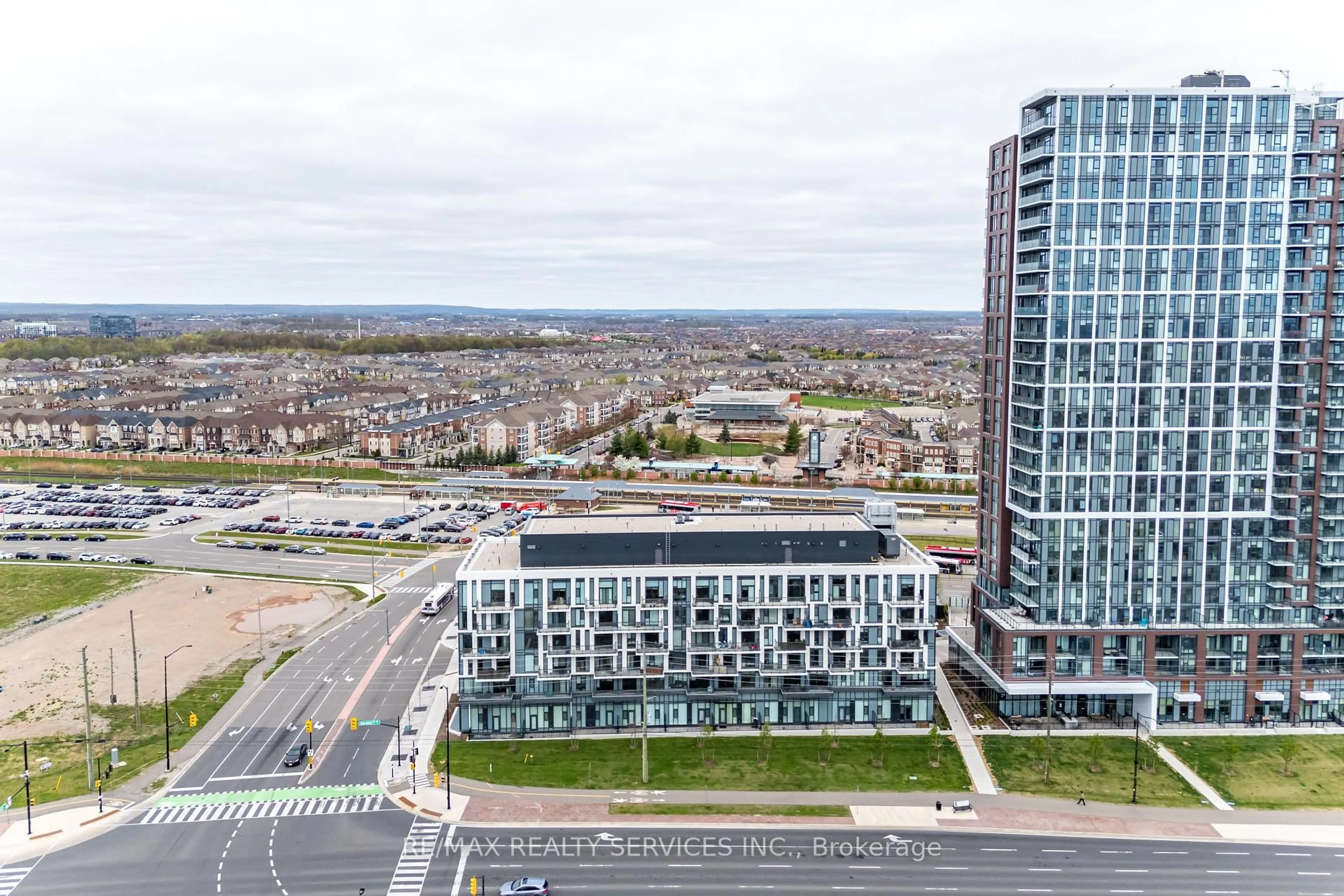 A pic from outside/outdoor area/front of a property/back of a property/a pic from drone, city buildings view from balcony for 10 Lagerfeld Dr #217, Brampton Ontario L7A 5L3