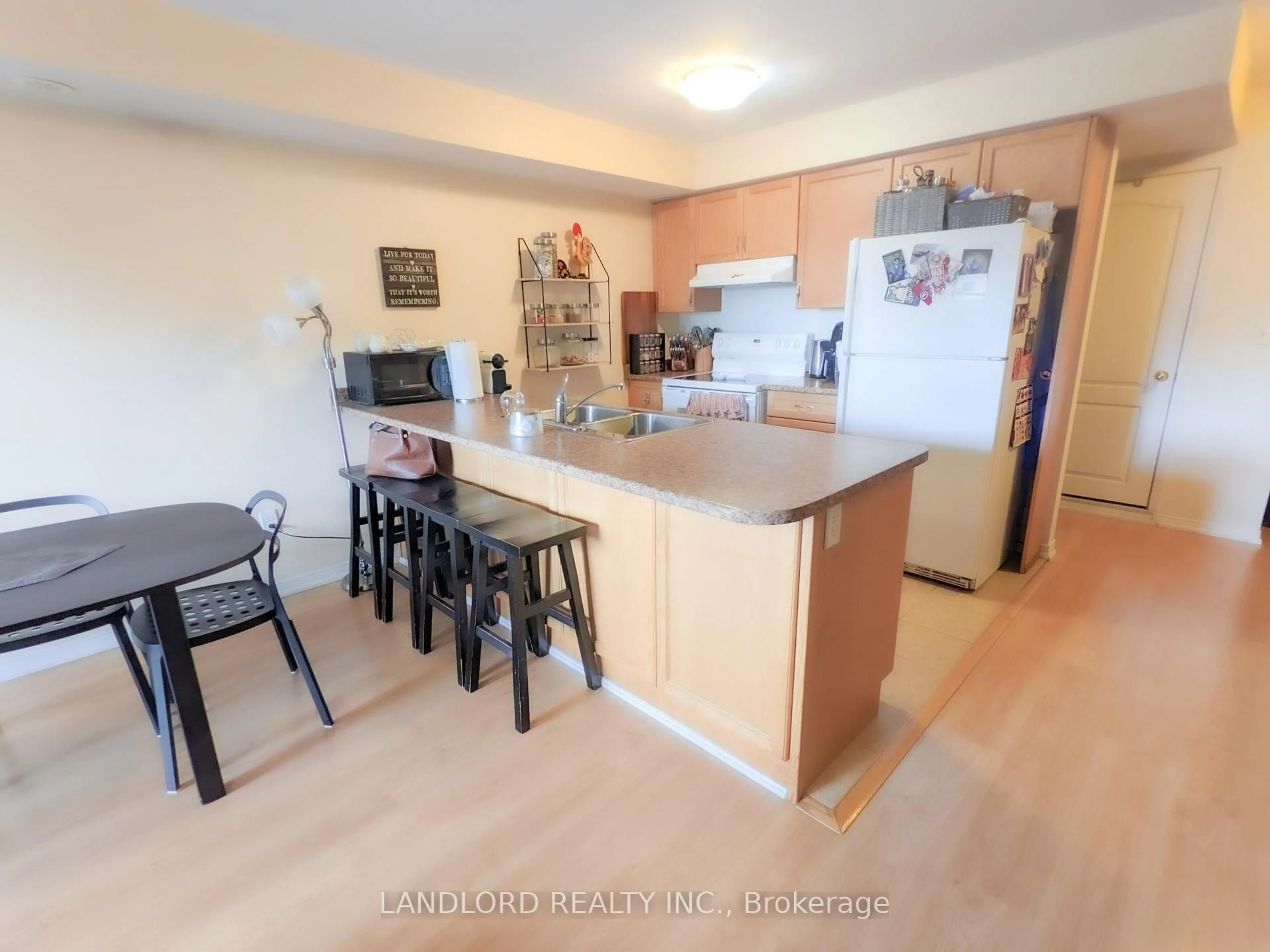 Unknown for 145 Isaac Devins Blvd #6, Toronto Ontario M9M 0C5