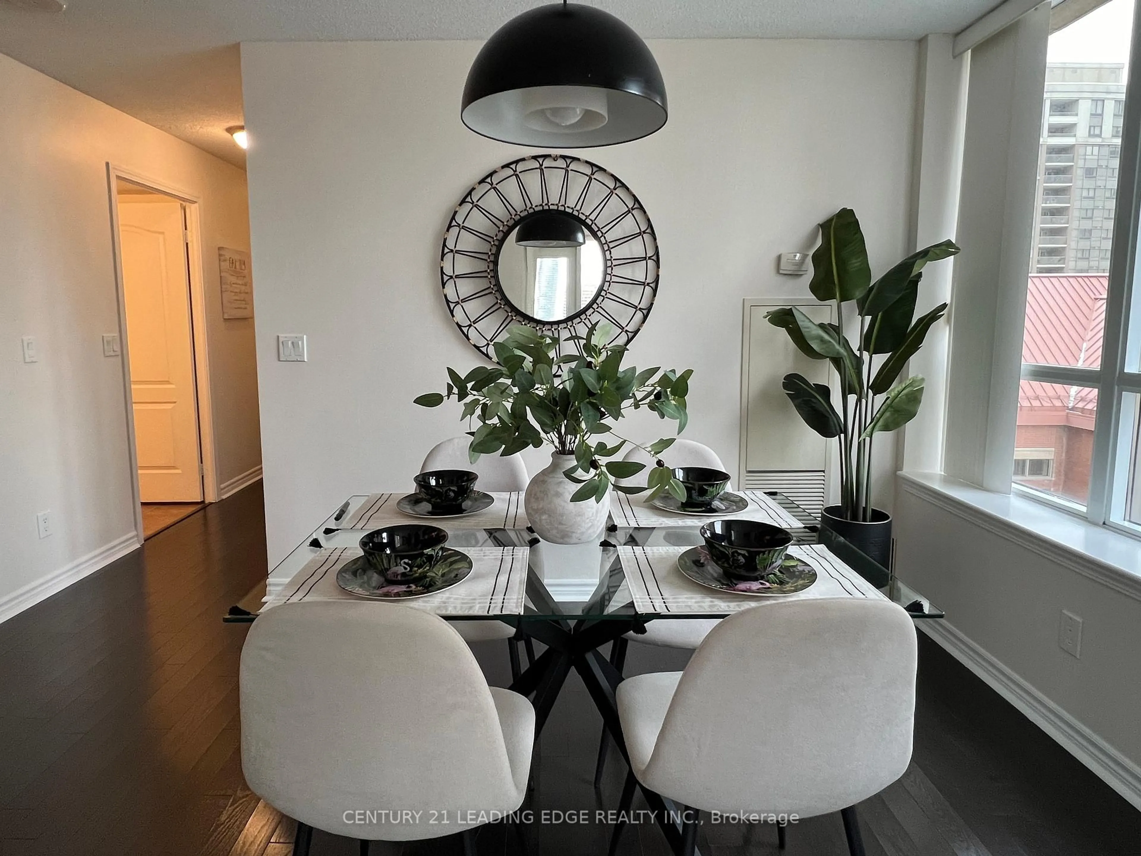 Dining room, unknown for 4080 Living Arts Dr #710, Mississauga Ontario L5B 4N3