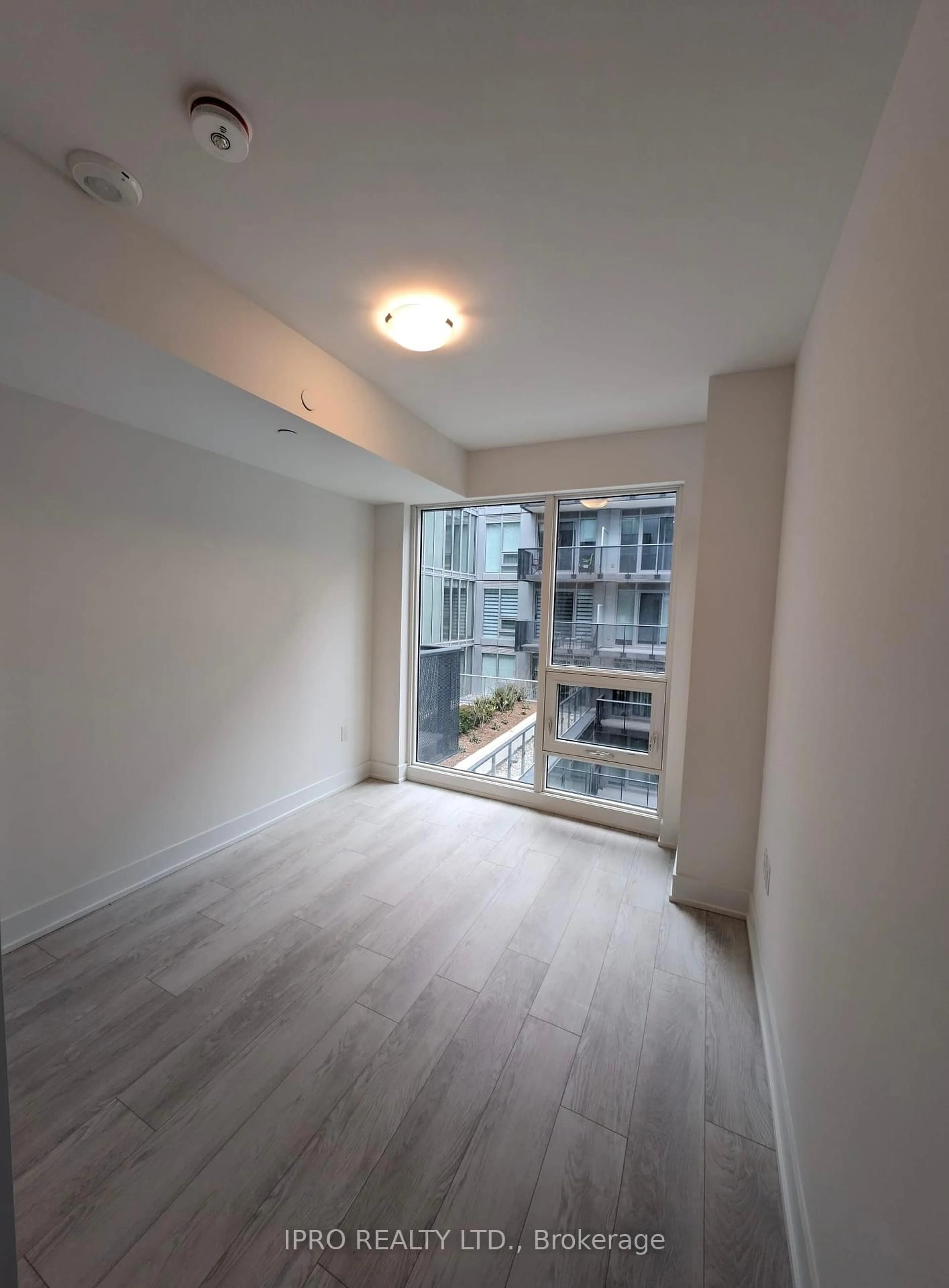 A pic of a room for 2450 Old Bronte Rd #402, Oakville Ontario L6M 5P6