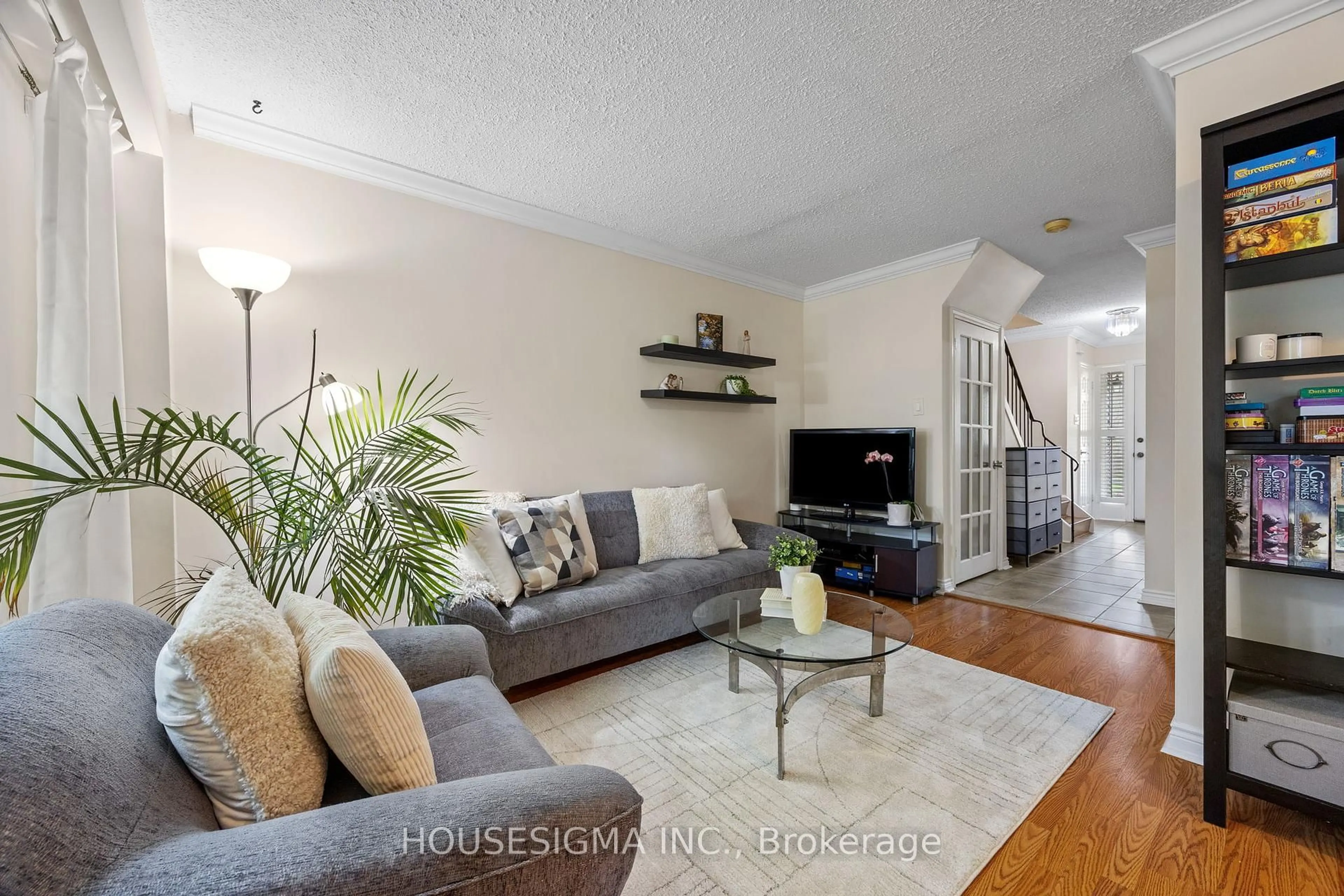 Living room with furniture, unknown for 2315 Bromsgrove Rd #101, Mississauga Ontario L5J 4A6