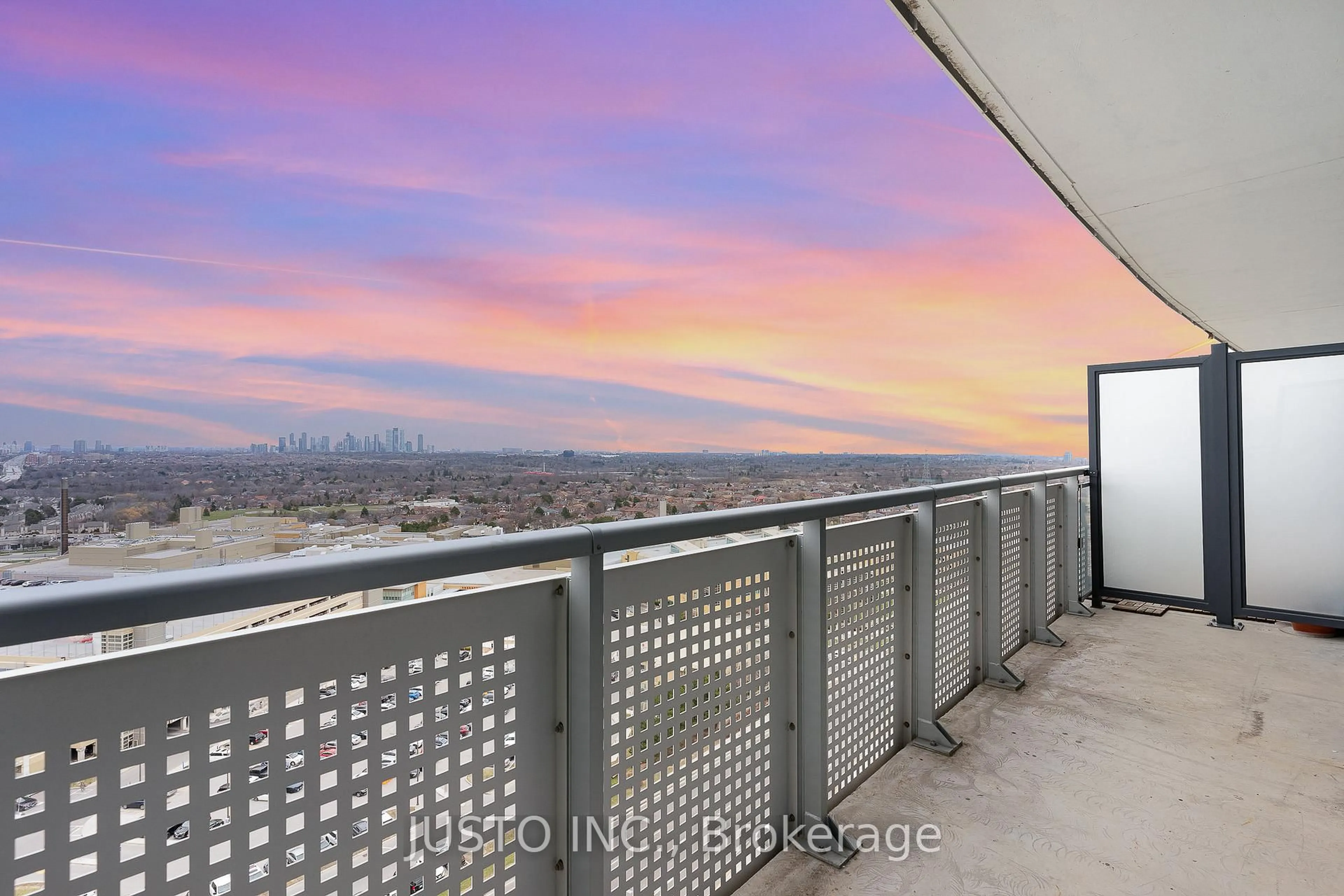 Balcony in the apartment, city buildings view from balcony for 2520 Eglinton Ave #1414, Mississauga Ontario L5M 0Y4