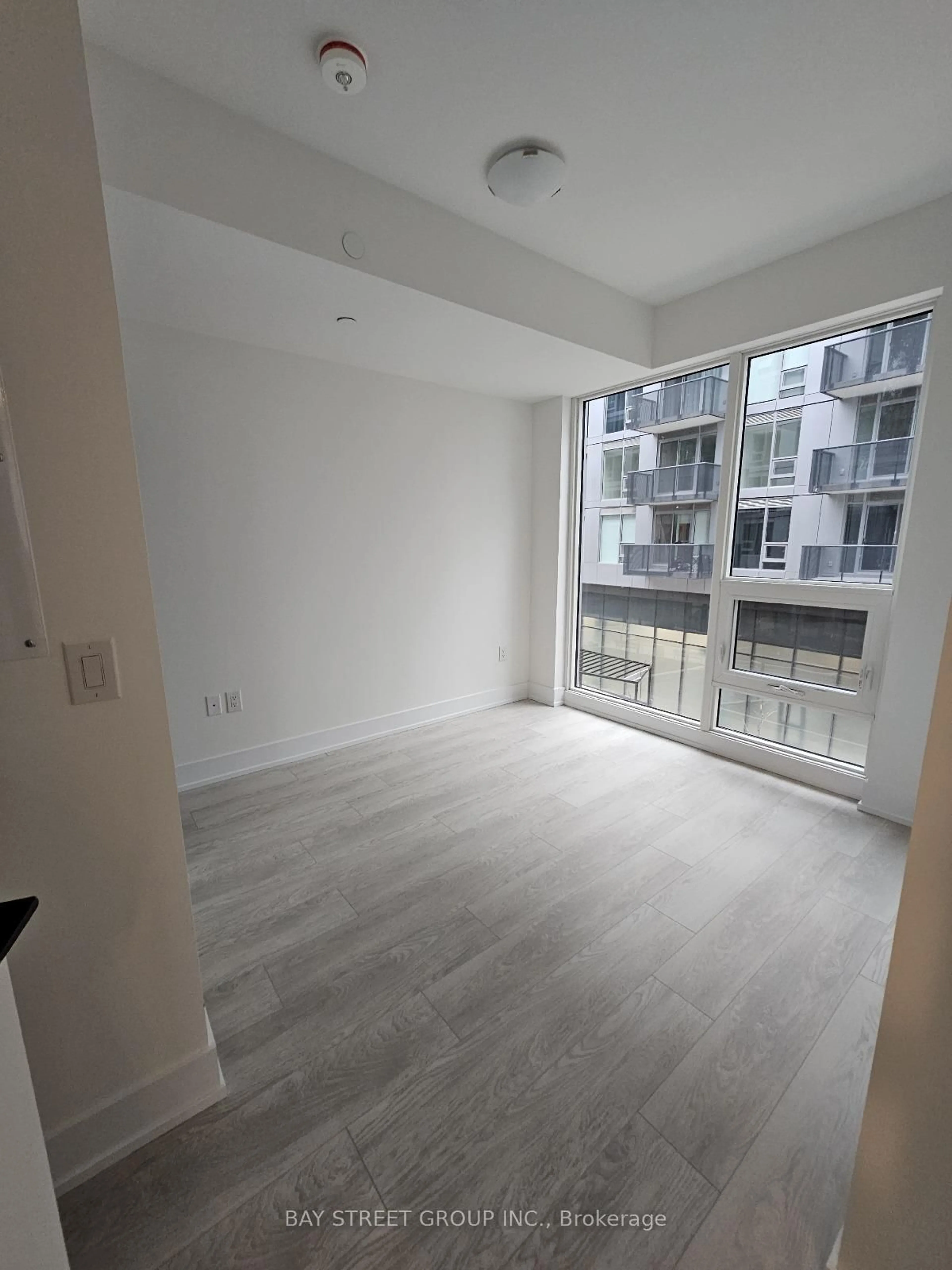 A pic of a room for 2450 Old Bronte Rd #231, Oakville Ontario L5M 5P6