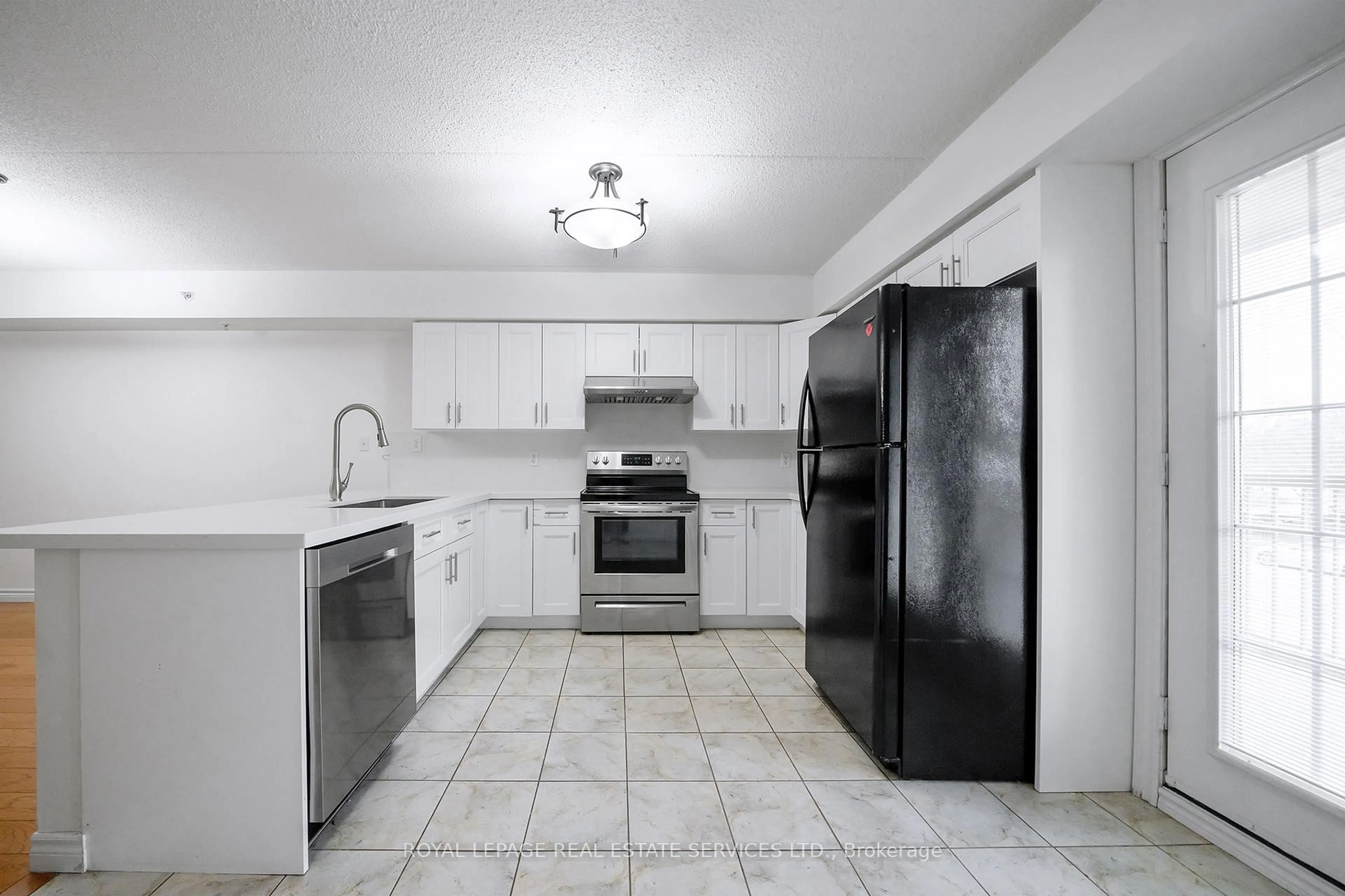 Standard kitchen, ceramic/tile floor for 1460 Bishops Gate #212, Oakville Ontario L6M 4N5