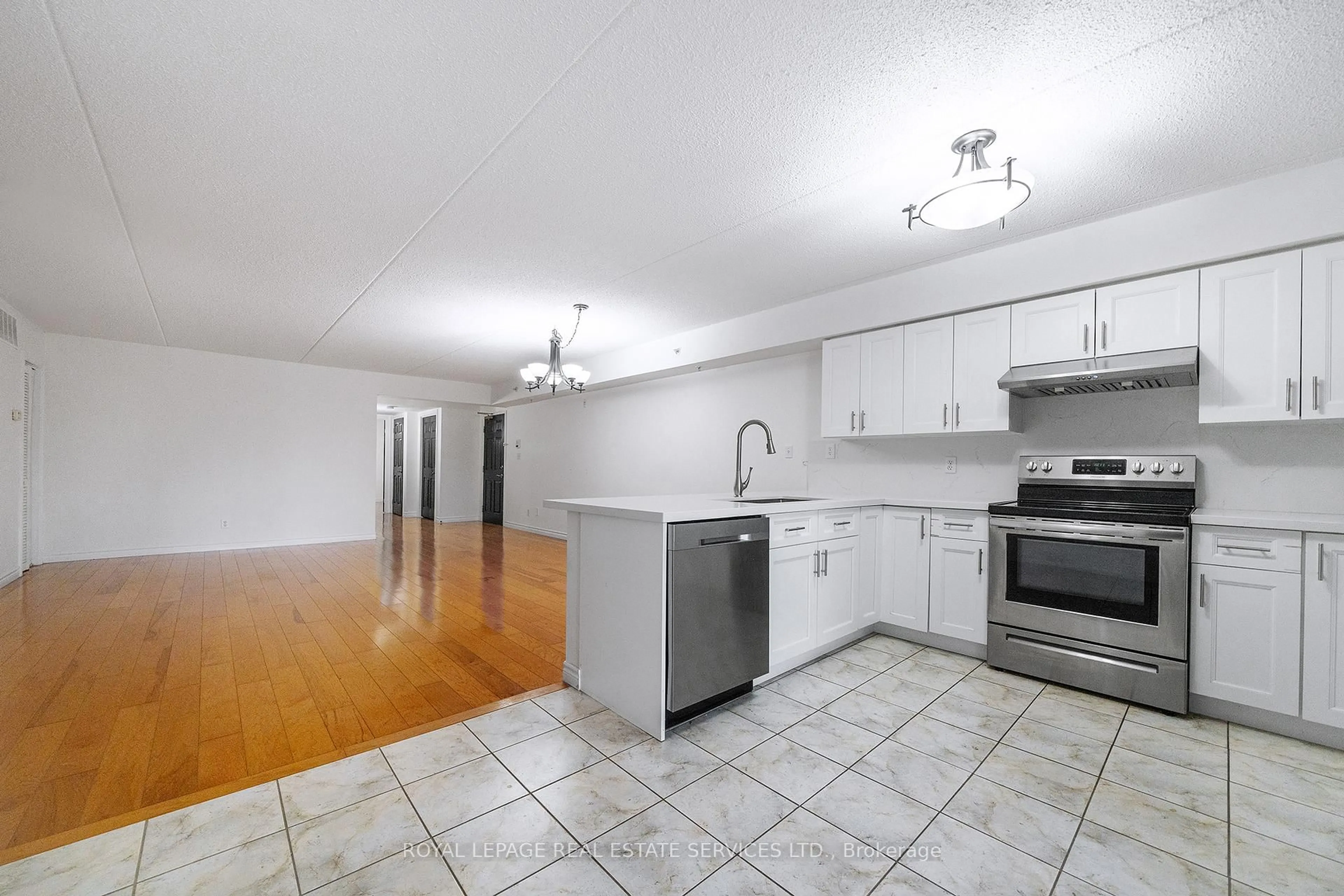 Unknown for 1460 Bishops Gate #212, Oakville Ontario L6M 4N5