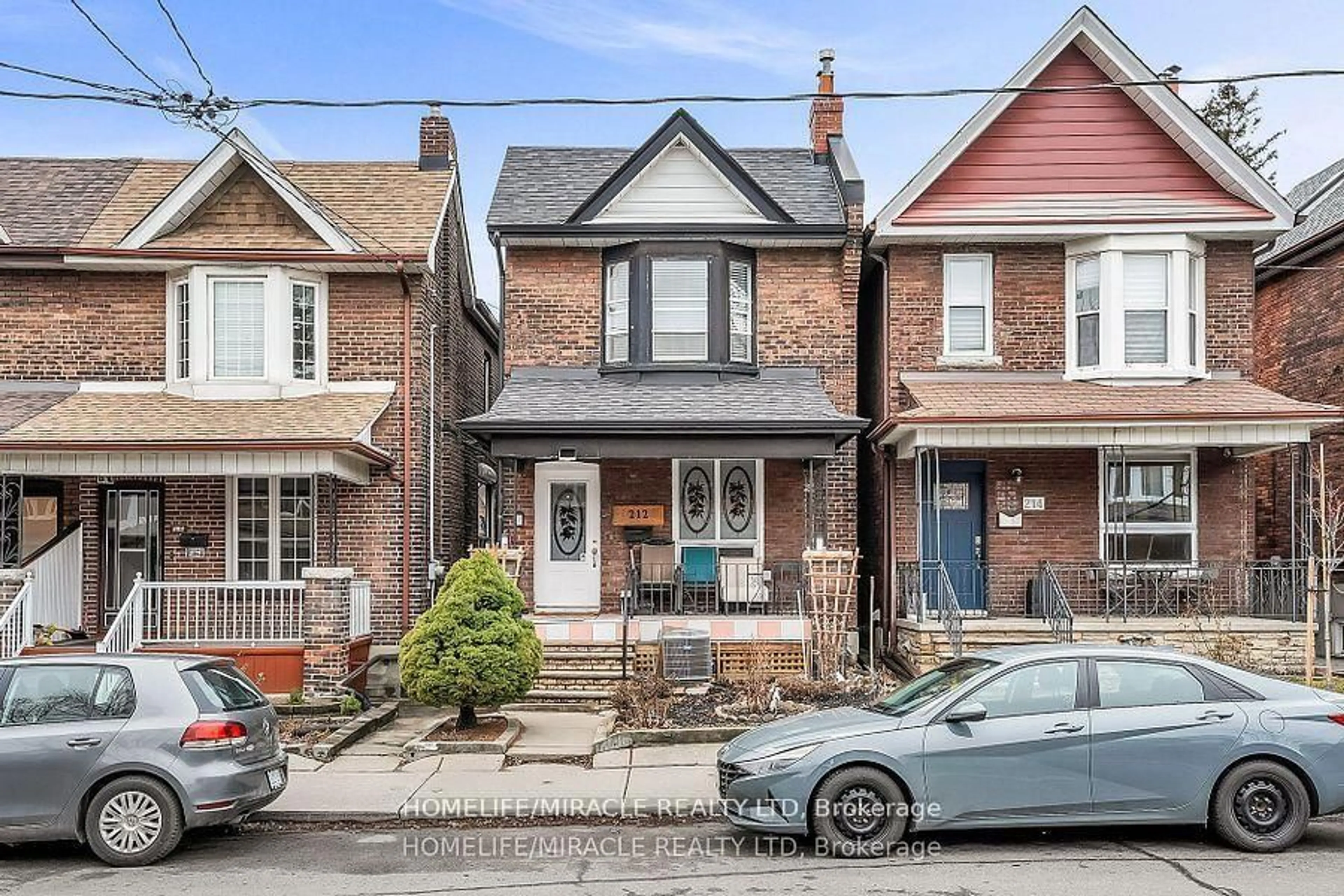 Home with brick exterior material, street for 212 Symington Ave, Toronto Ontario M6P 3W6