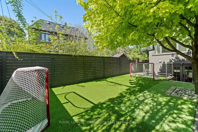 Additional property image - 1080 Royal York Rd