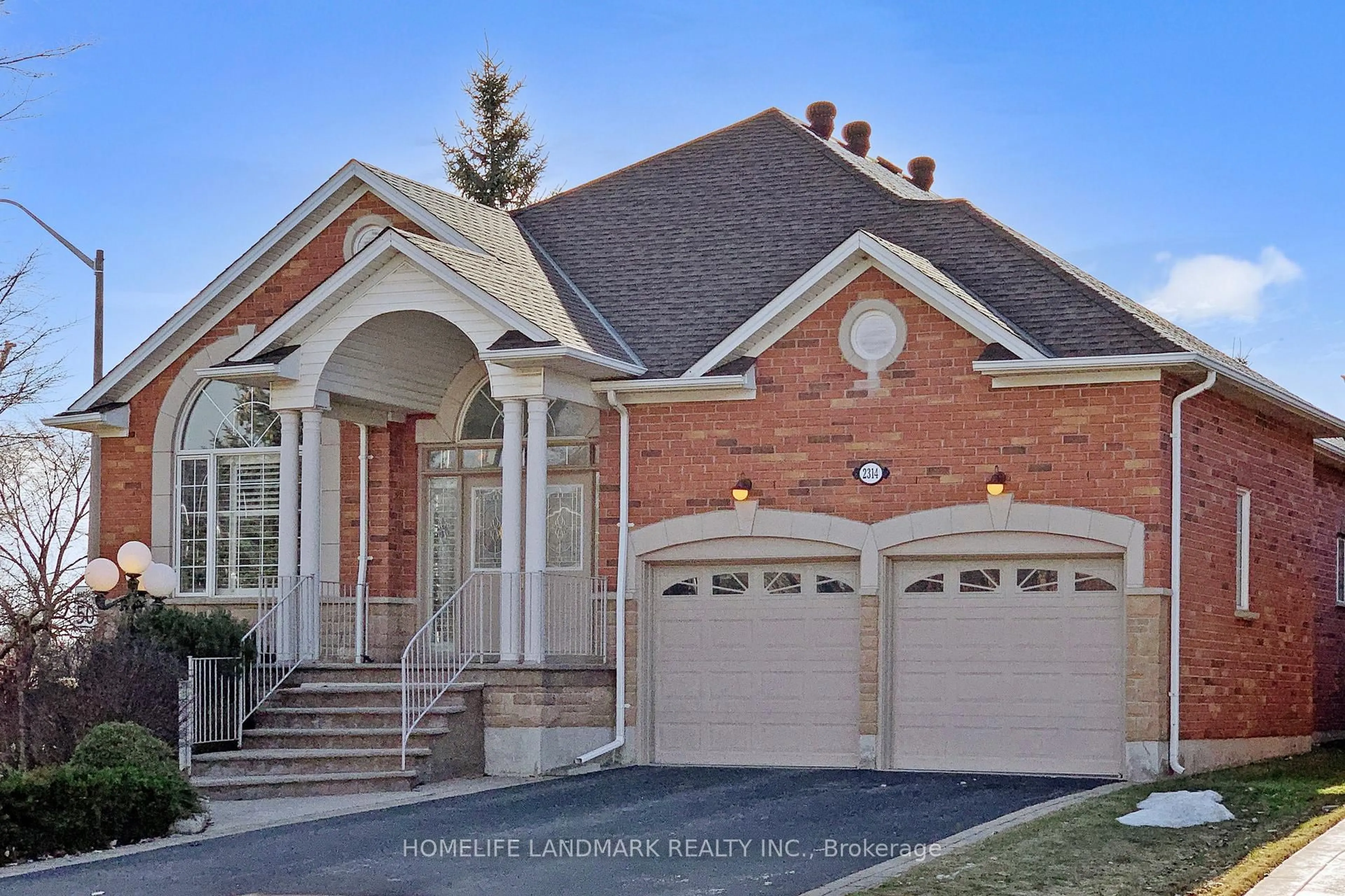 Home with brick exterior material, street for 2314 Woodridge Way, Oakville Ontario L6H 6S3