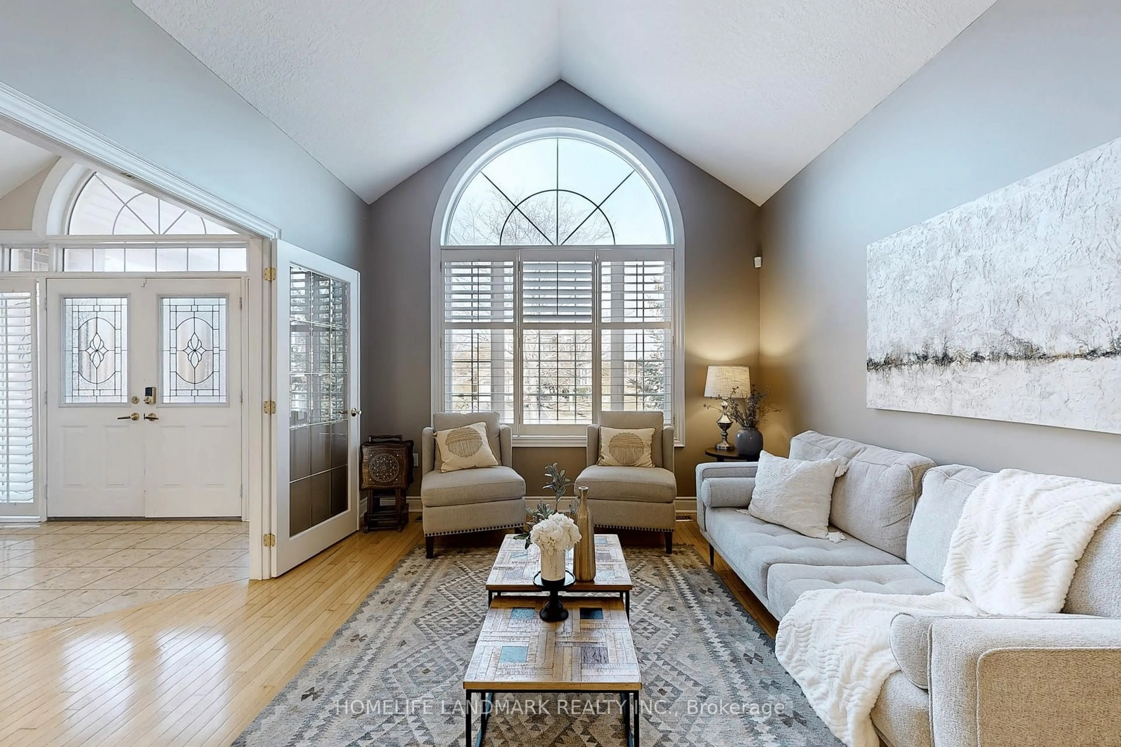 Living room with furniture, unknown for 2314 Woodridge Way, Oakville Ontario L6H 6S3