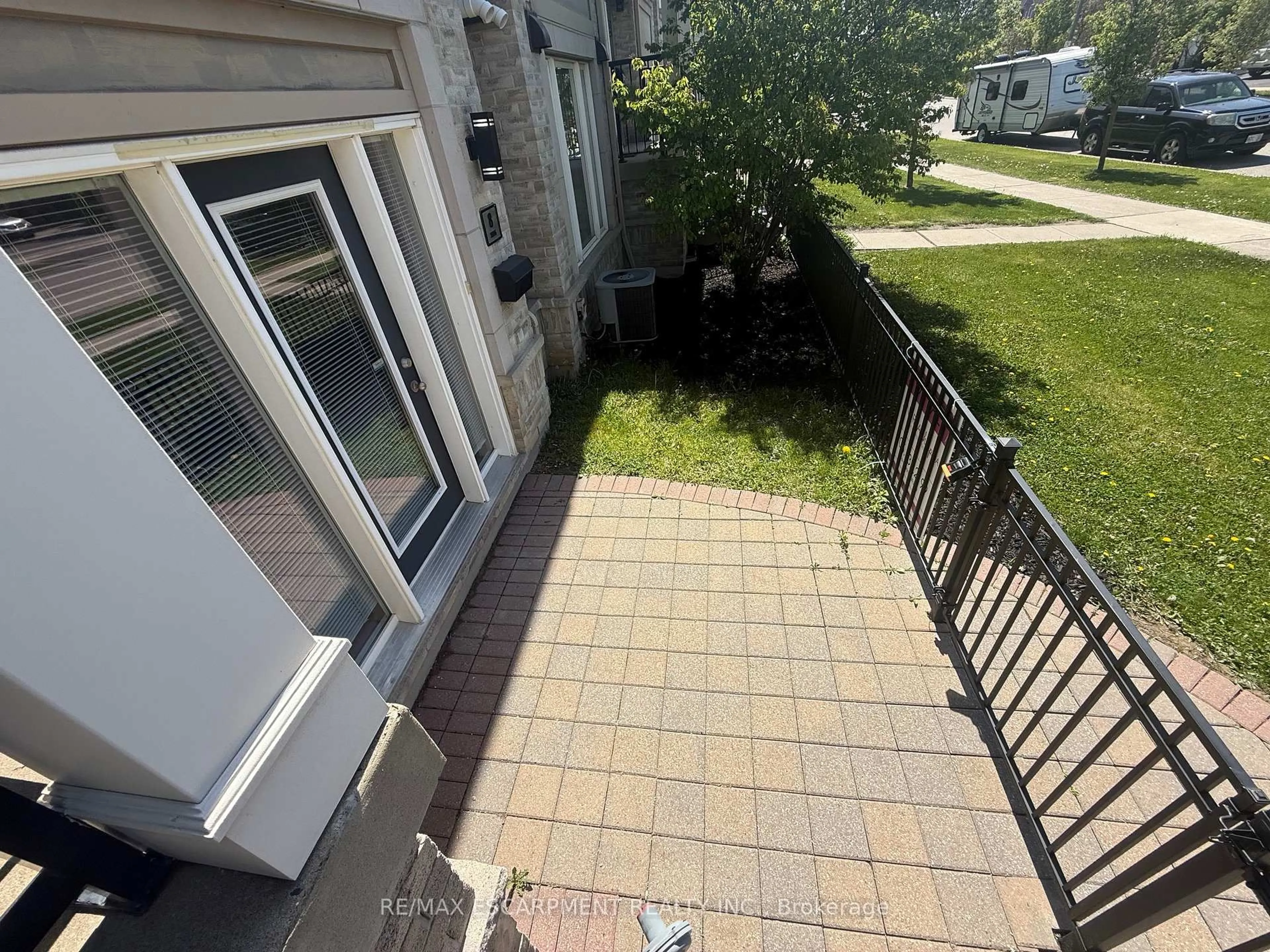 Patio, unknown for 5055 Oscar Peterson Blvd #8, Mississauga Ontario L5M 0P4