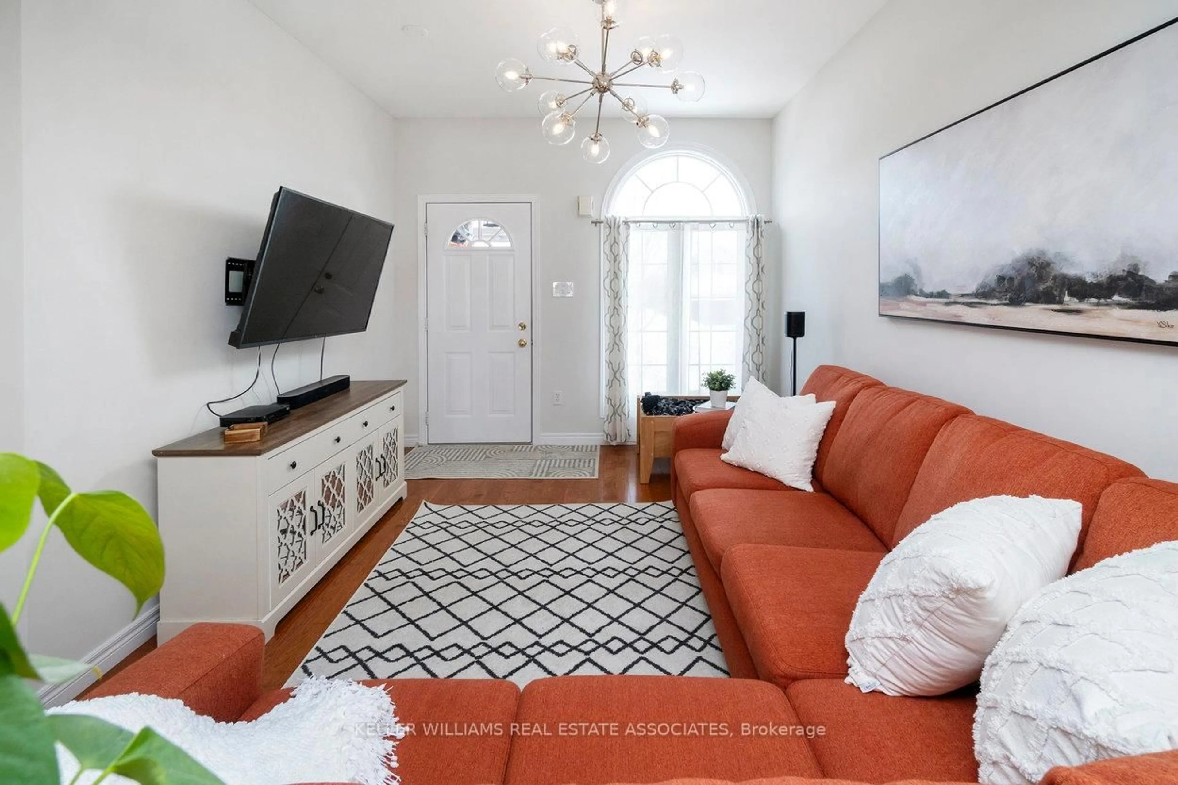 Living room with furniture, unknown for 23 Rachlin Dr, Halton Hills Ontario L7J 3A9