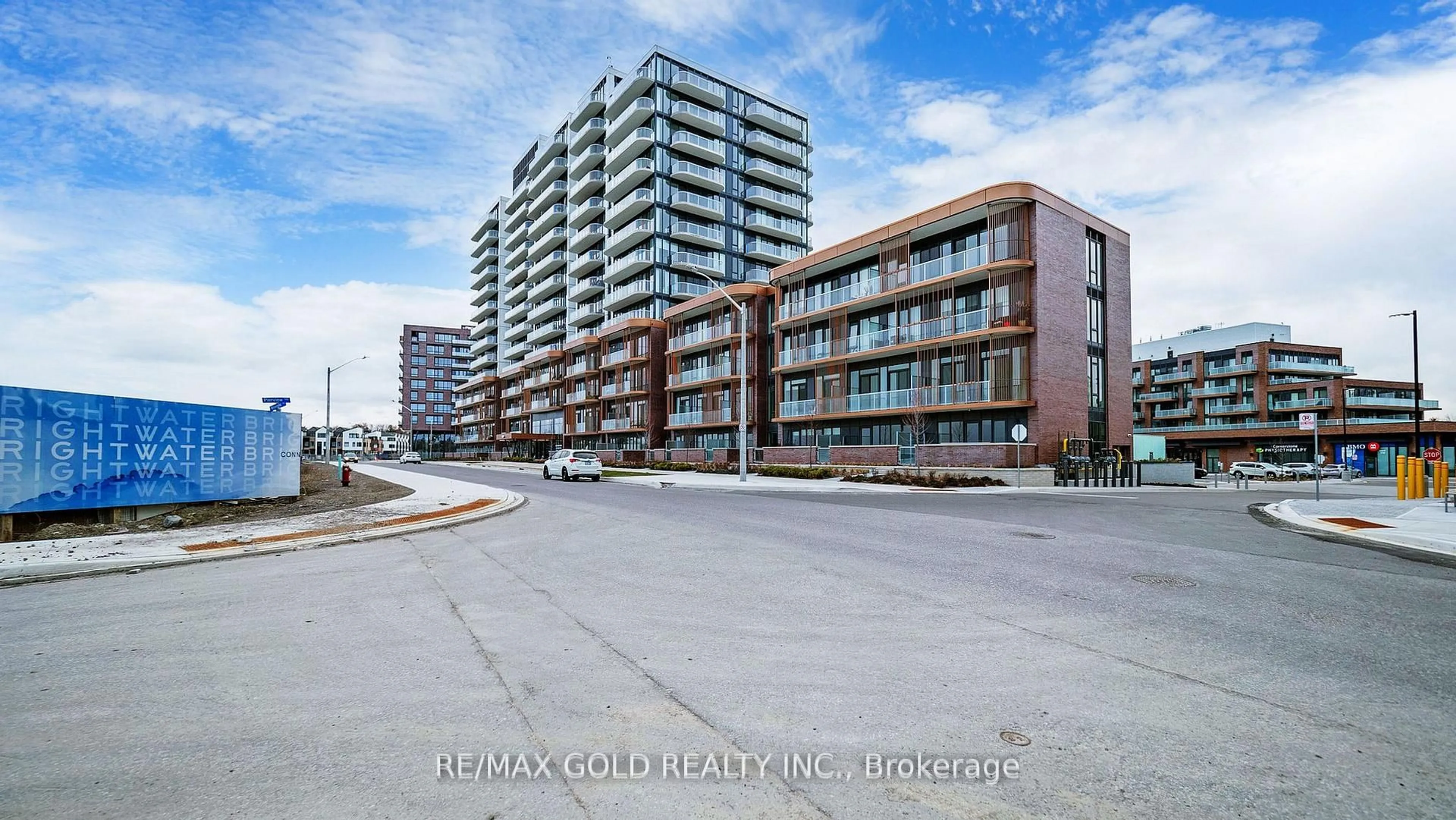 Unknown for 200 Missinnihe Way #428, Mississauga Ontario L5H 1G5