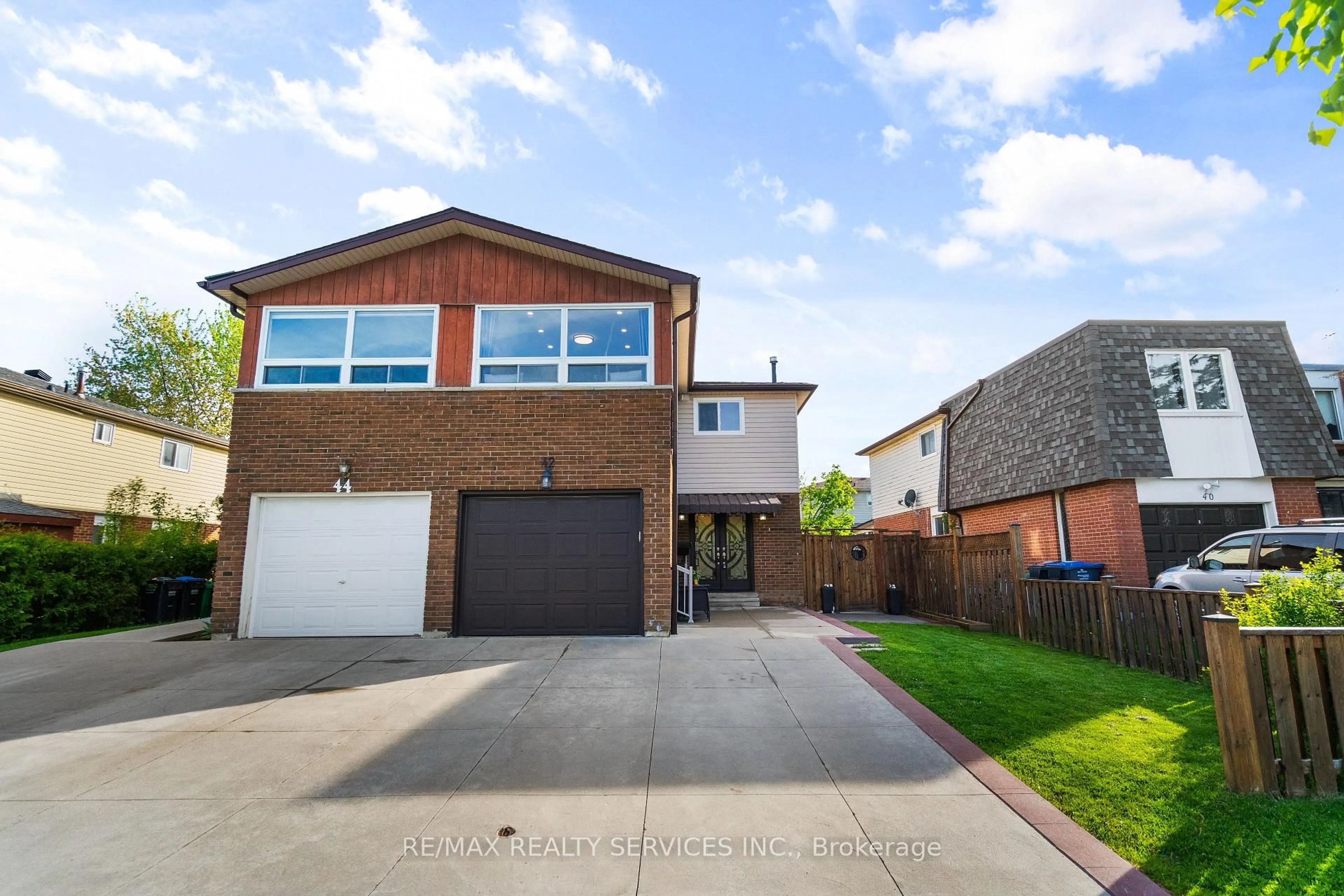 Home with brick exterior material, street for 42 Horne Dr, Brampton Ontario L6V 2V3