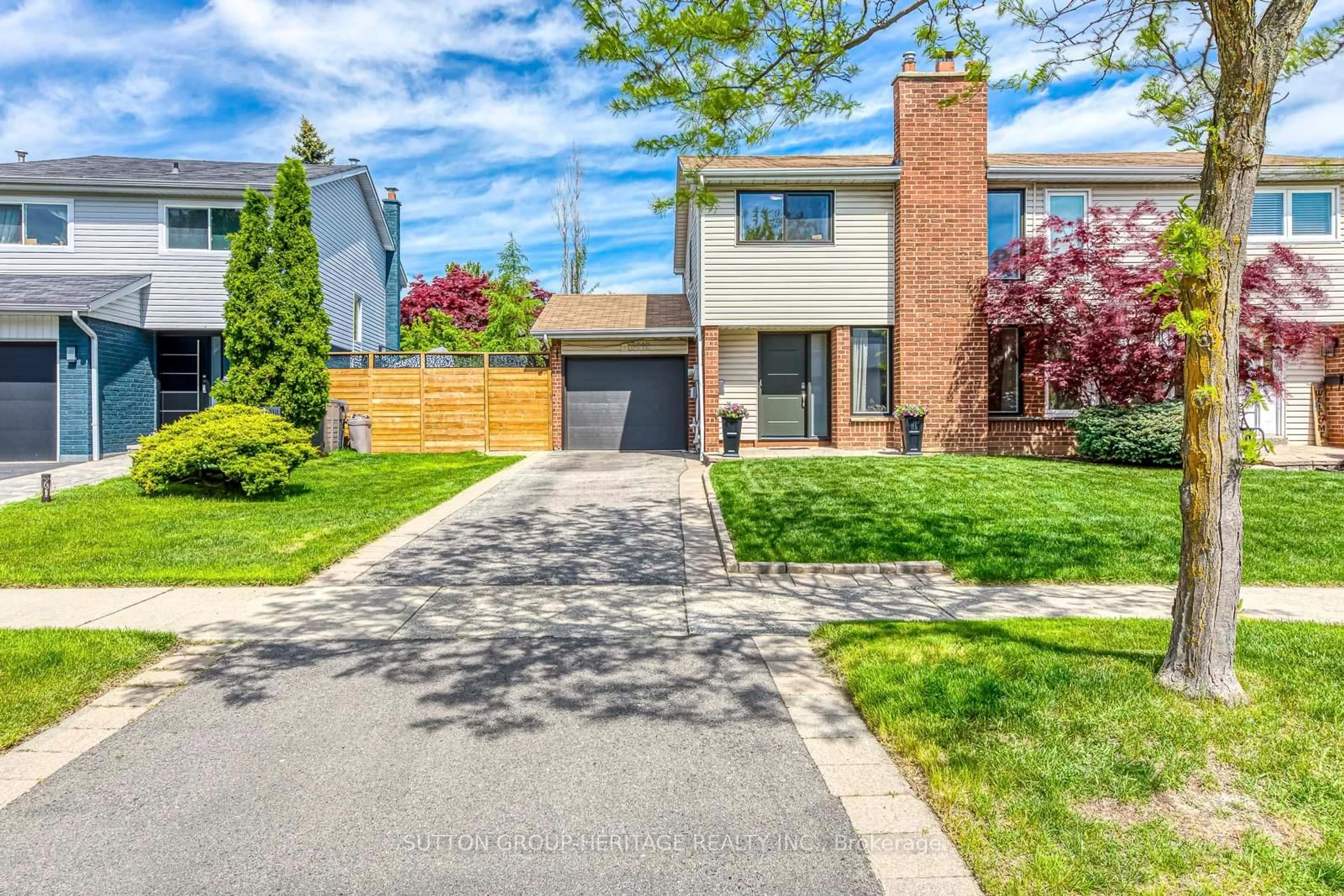 Home with brick exterior material, street for 3012 Salerno Cres, Mississauga Ontario L5N 1T6