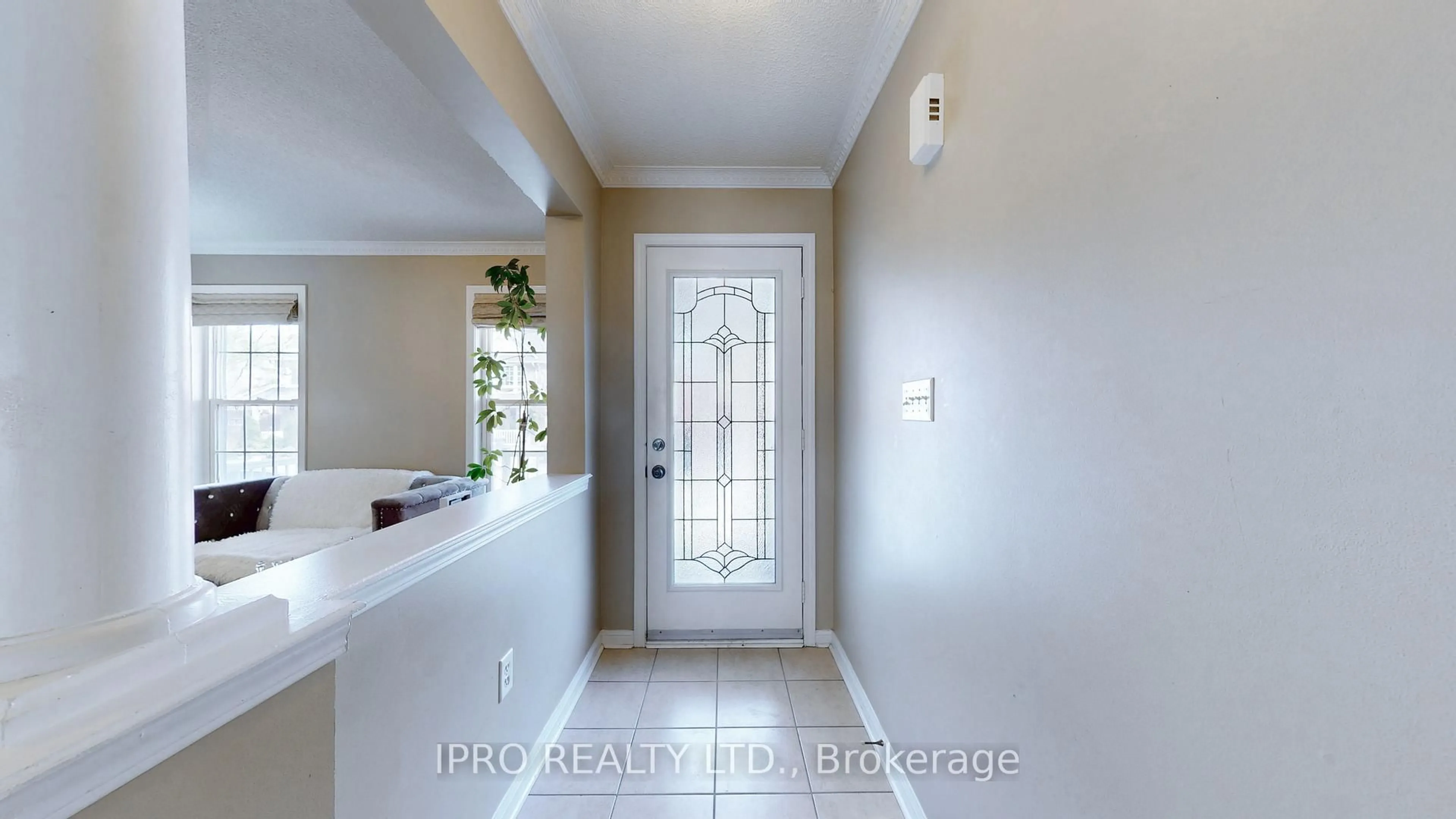Indoor entryway for 35 Redcastle St, Brampton Ontario L7A 1P1