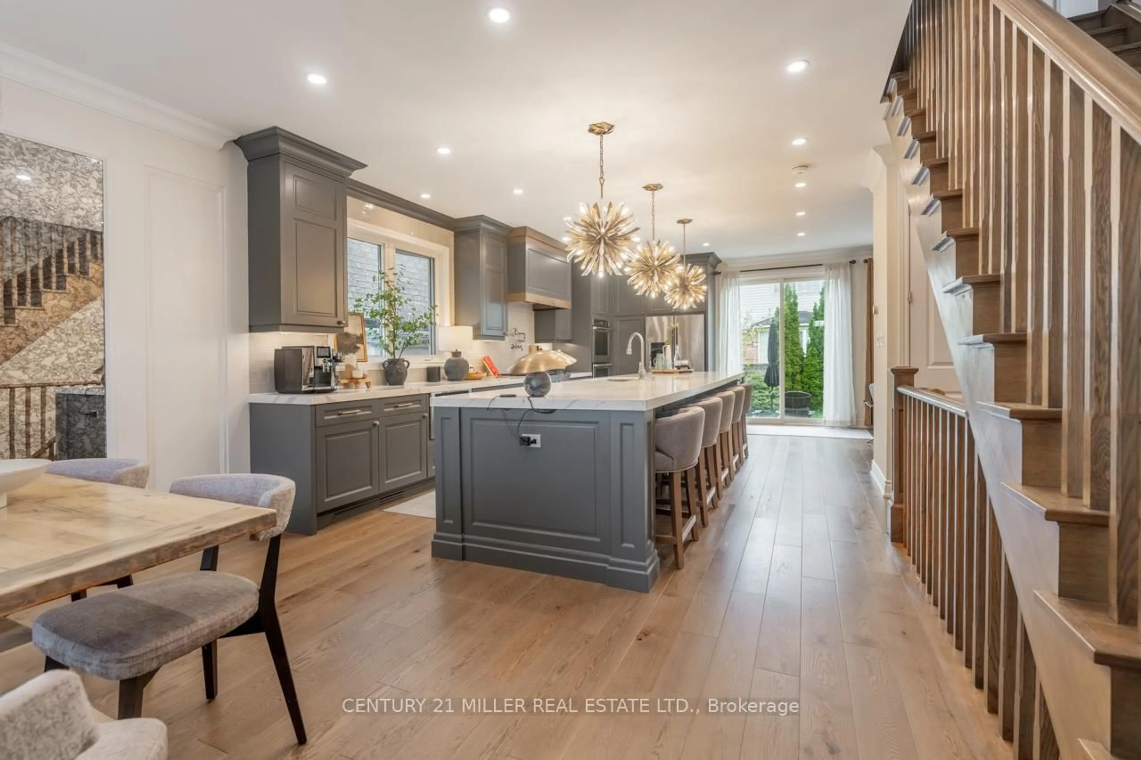 Open concept kitchen, unknown for 967 Coulter Way, Milton Ontario L9T 6X3
