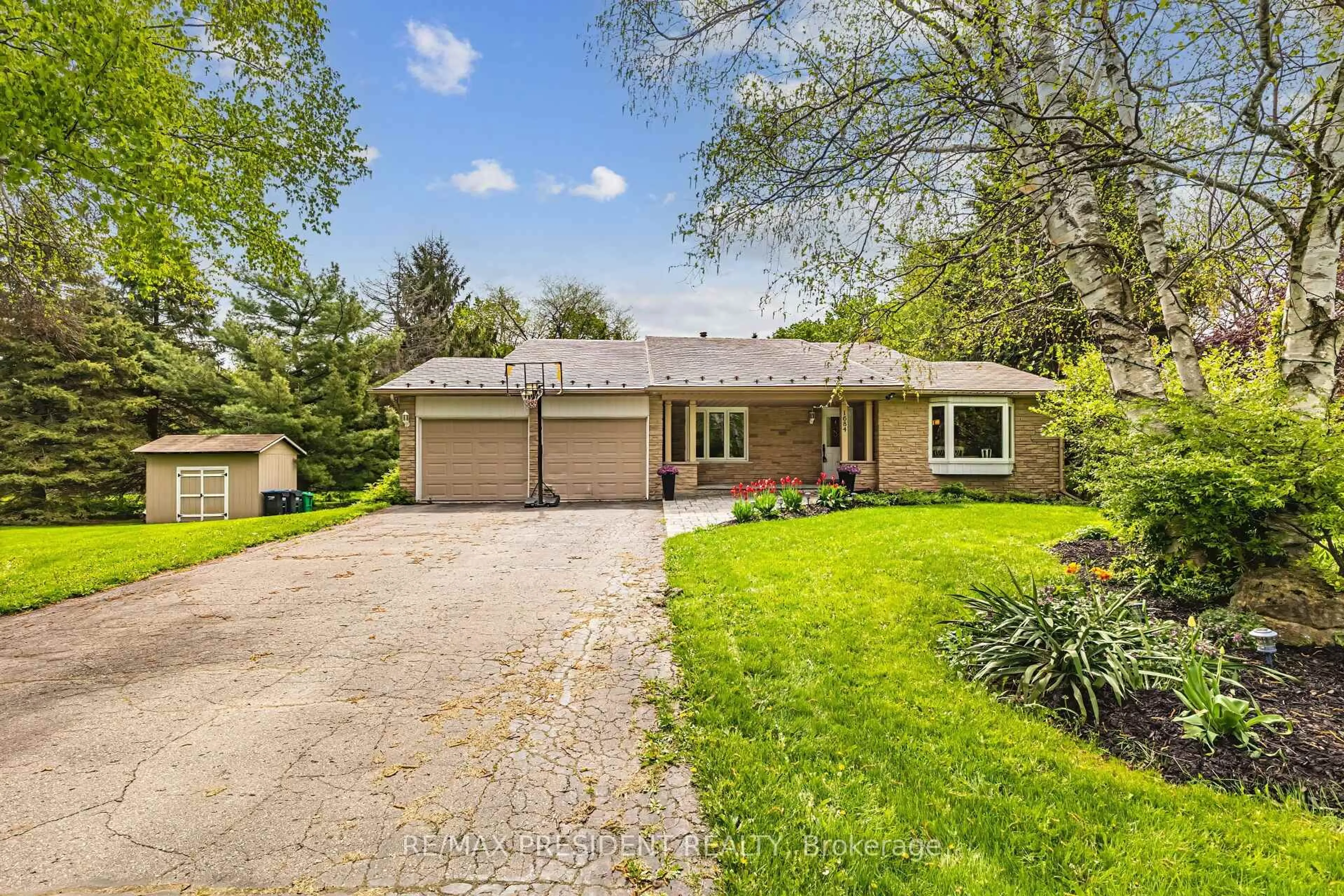 Unknown for 1684 Vaughan Dr, Caledon Ontario L7K 1C5