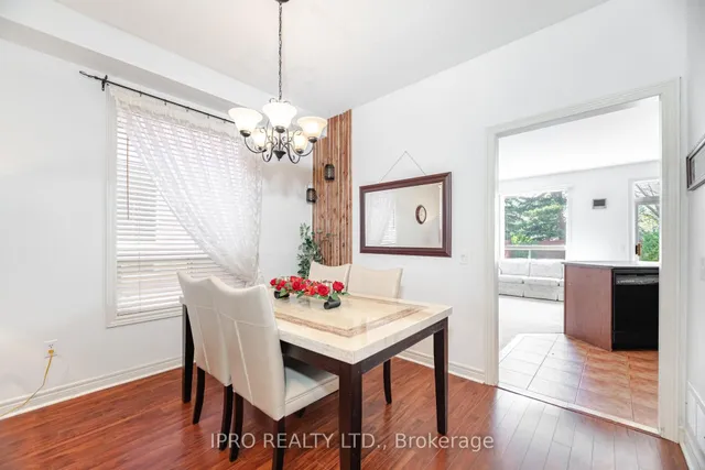 Additional image 11 of 932 Ledbury Cres