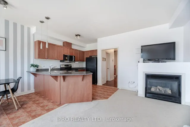 Additional image 21 of 932 Ledbury Cres