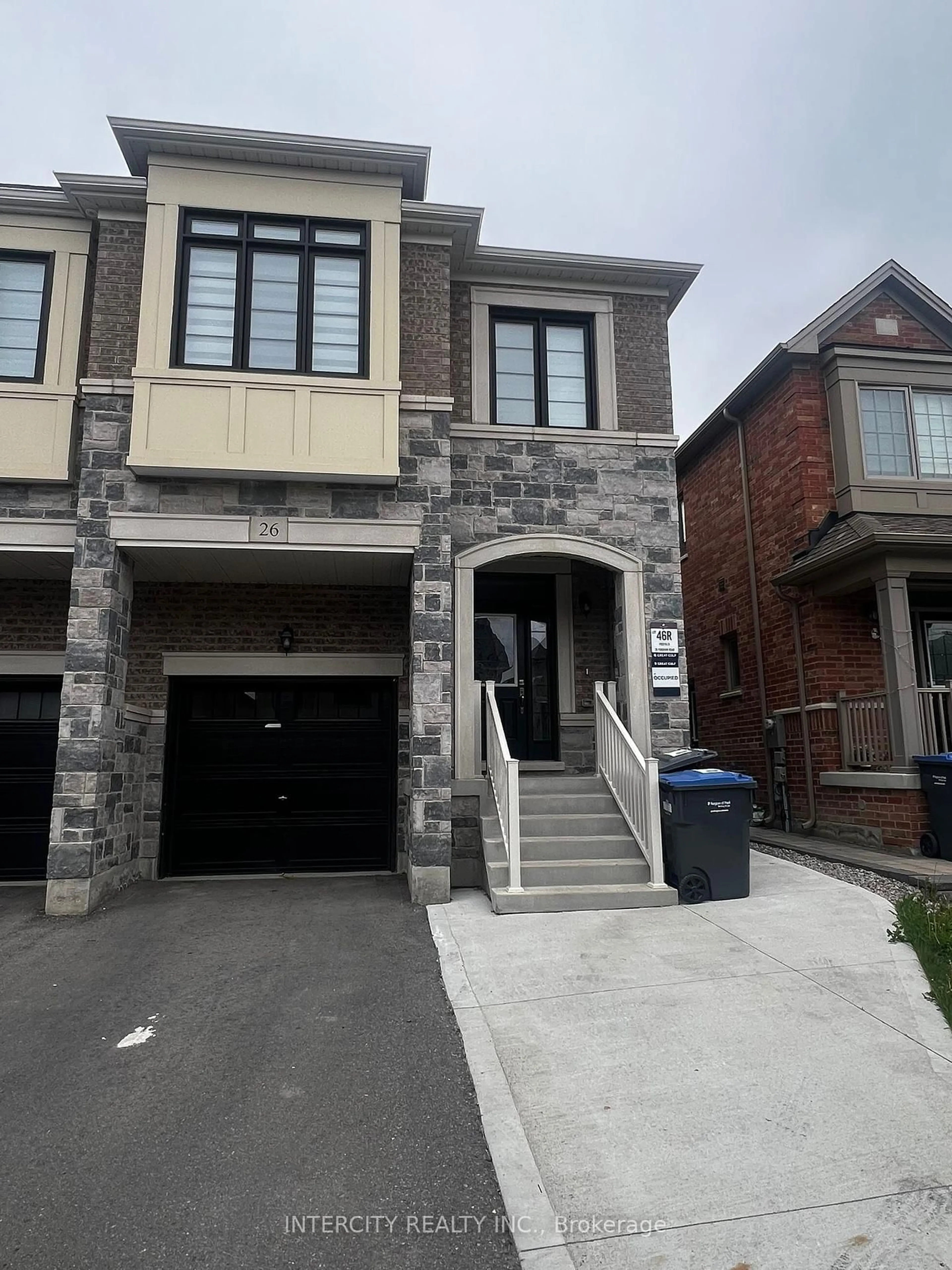 Home with brick exterior material, street for 26 Fordham Rd, Brampton Ontario L6Y 6J6