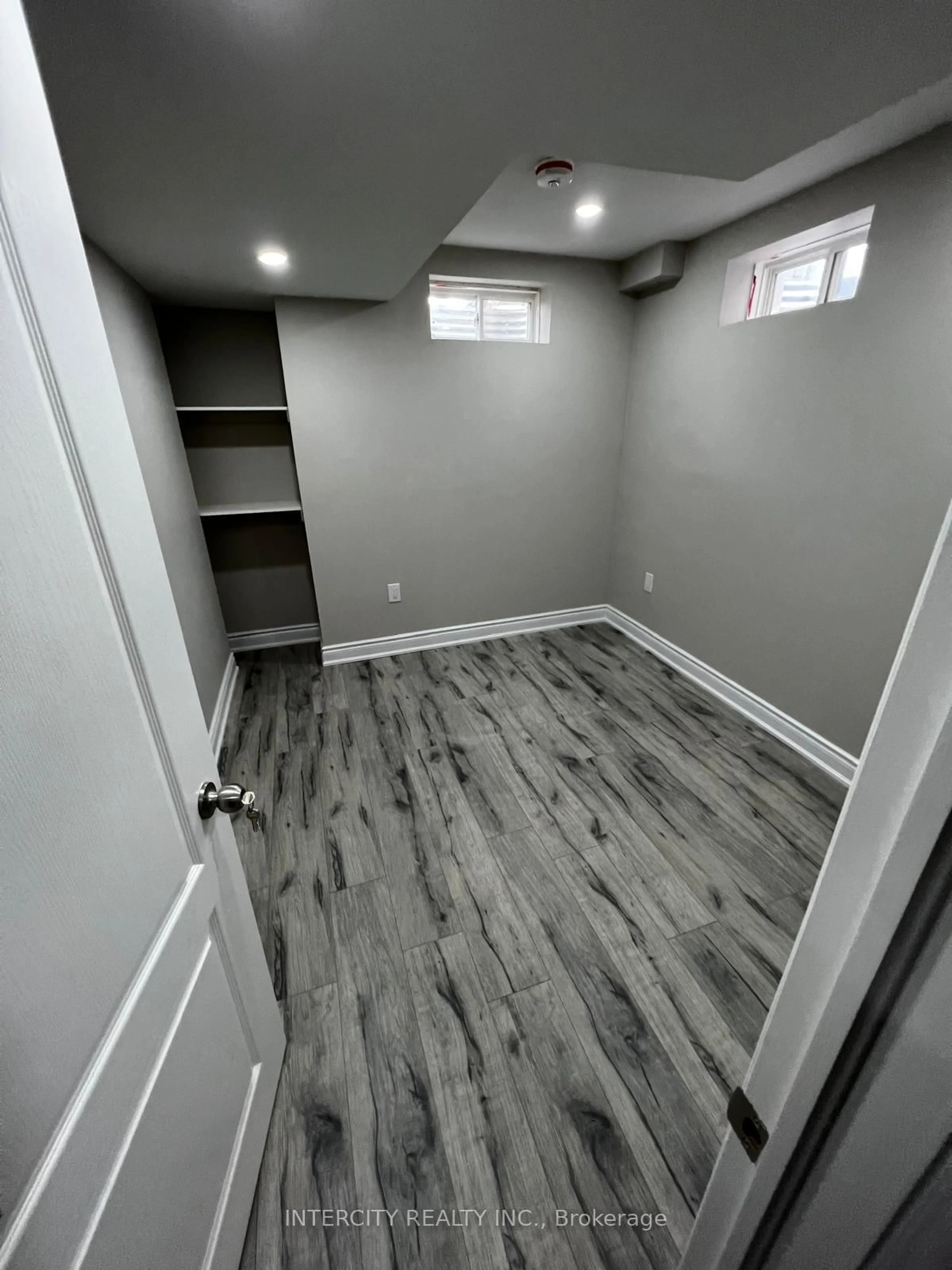A pic of a room for 26 Fordham Rd, Brampton Ontario L6Y 6J6