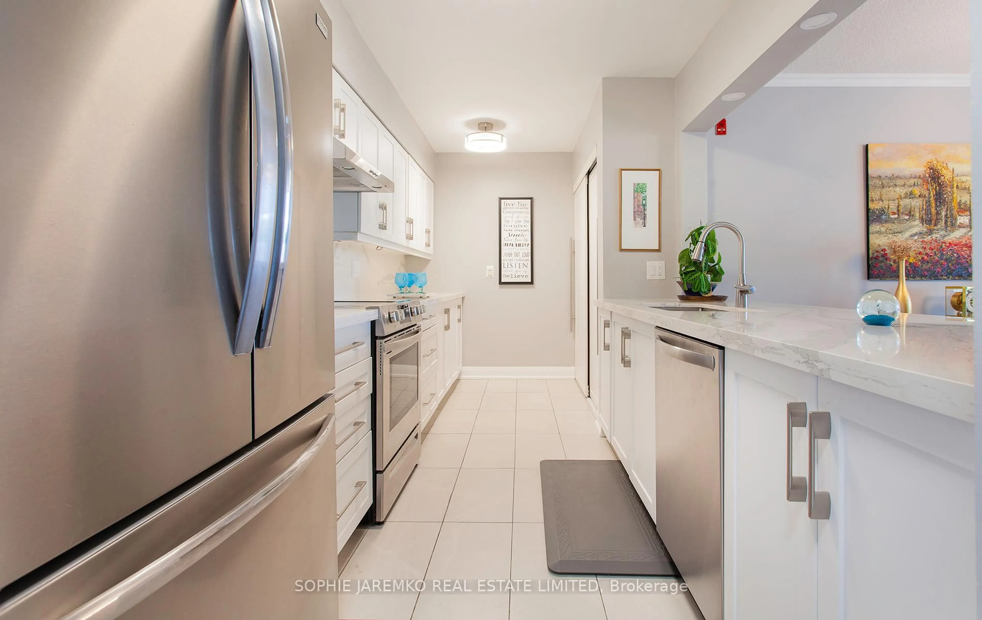 Unknown for 22 Southport St #538, Toronto Ontario M6S 4Y9