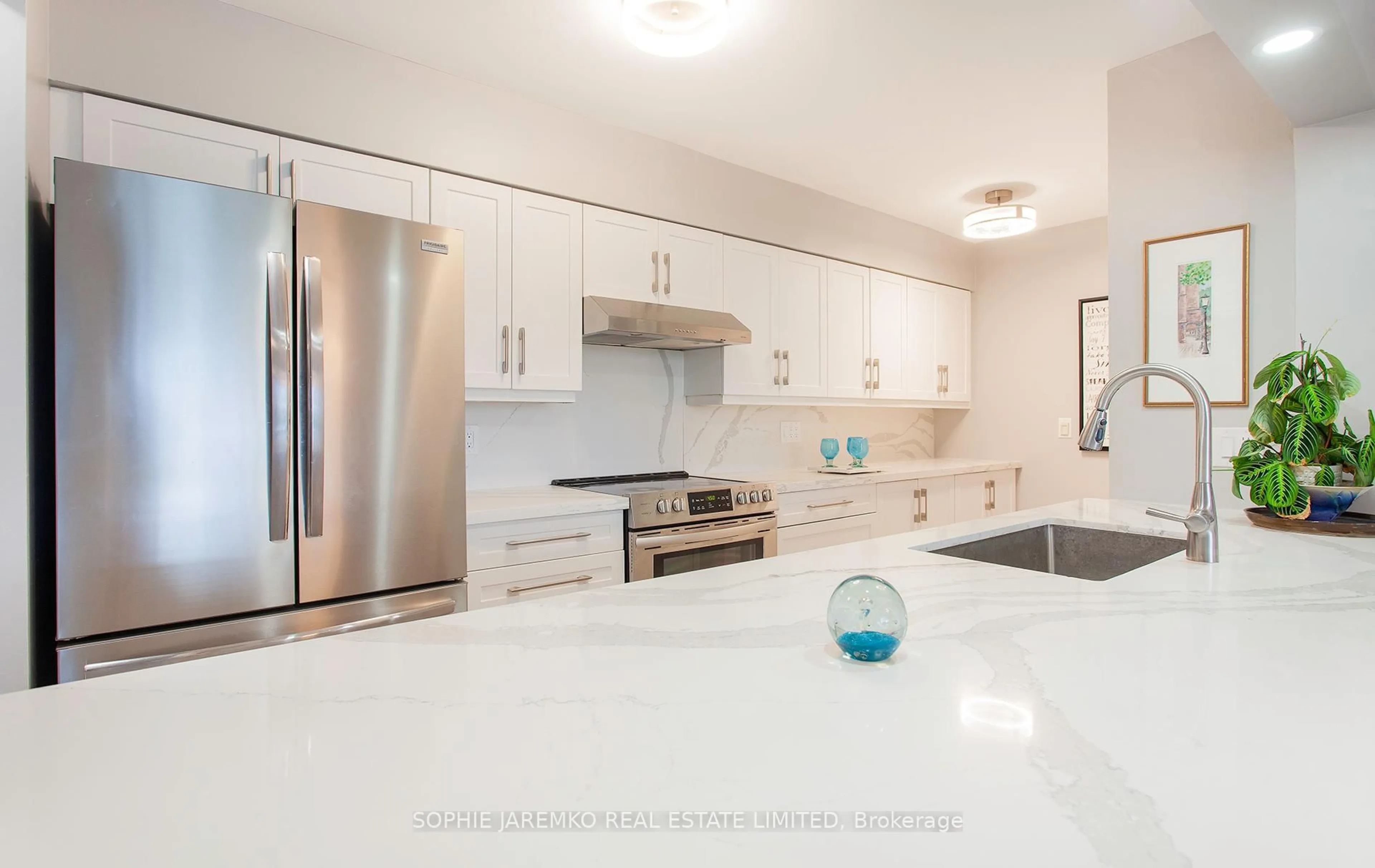 Unknown for 22 Southport St #538, Toronto Ontario M6S 4Y9