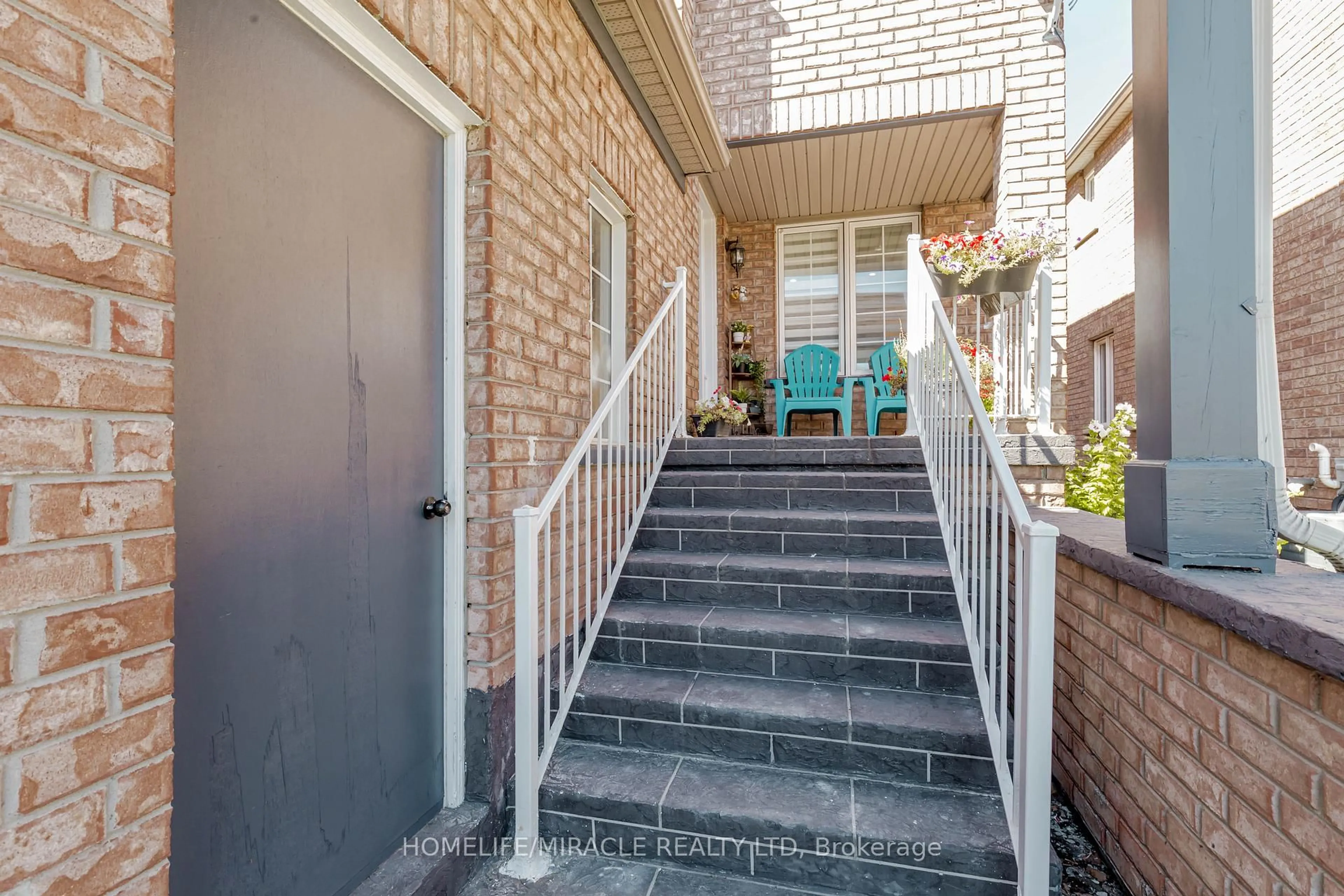 Unknown for 56 Summerdale Cres, Brampton Ontario L6X 4V9