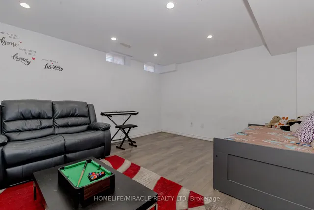 Additional property image - 56 Summerdale Cres