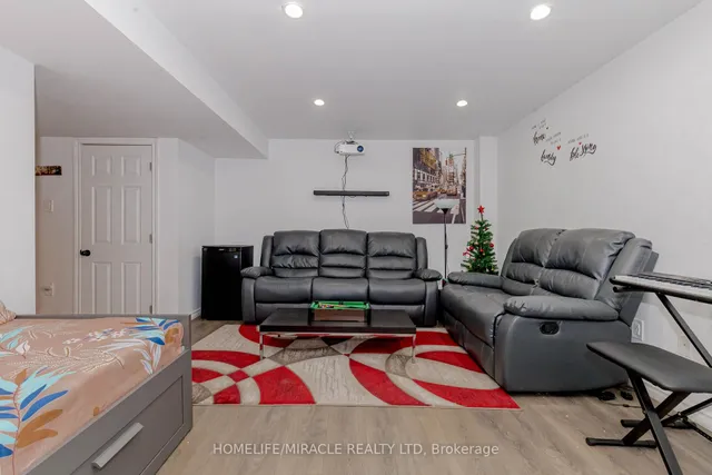 Additional property image - 56 Summerdale Cres