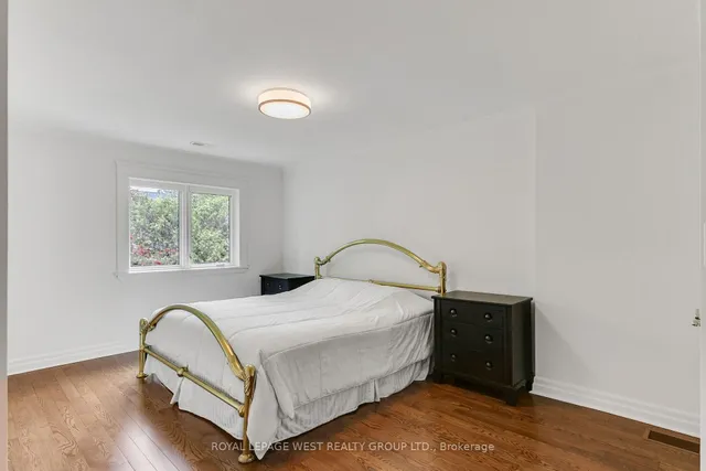 Additional property image - 14 Dunedin Dr