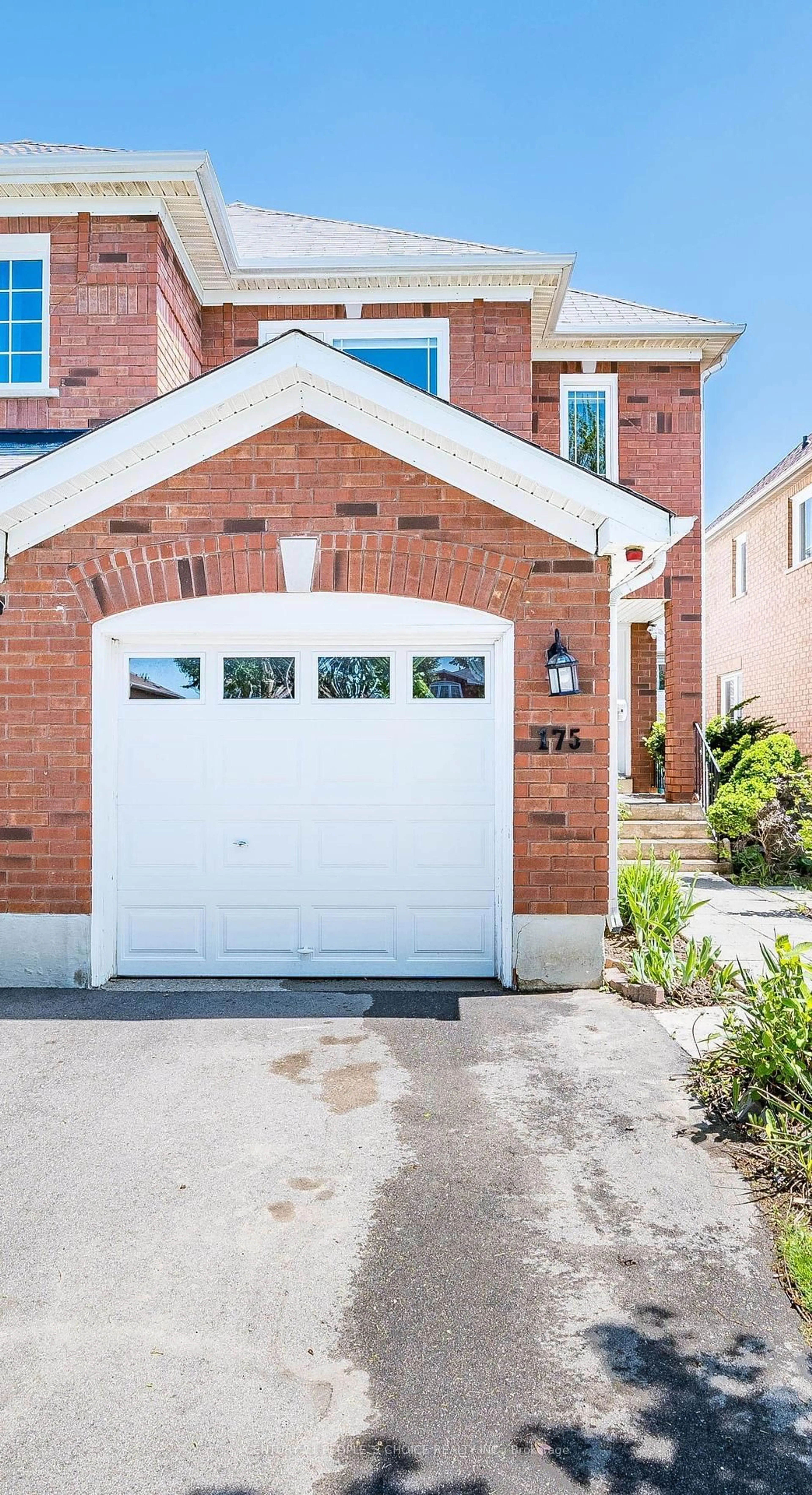 Home with brick exterior material, street for 175 Fernforest Dr, Brampton Ontario L6R 1L7