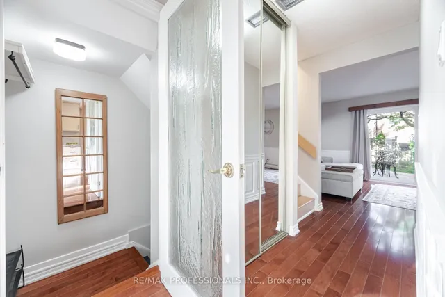 Additional image 18 of 582 Renforth Dr Unit 34