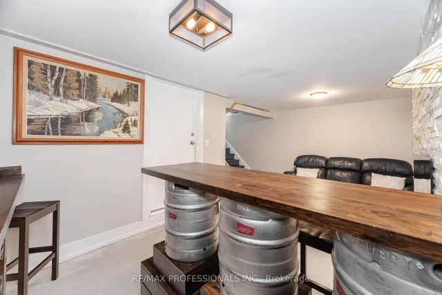 Additional image 12 of 582 Renforth Dr Unit 34