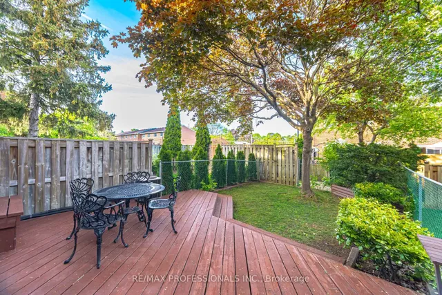 Additional image 8 of 582 Renforth Dr Unit 34