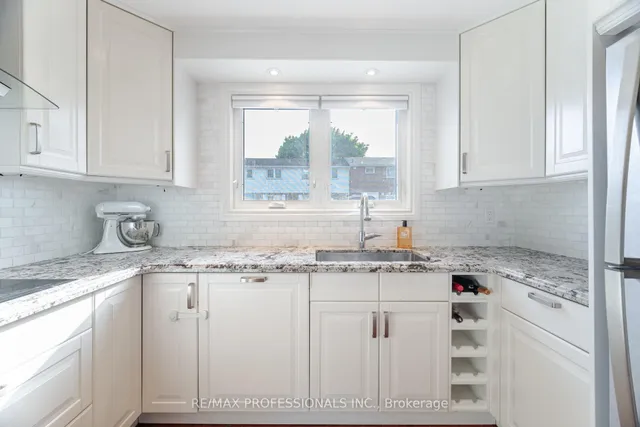 Additional image 39 of 582 Renforth Dr Unit 34