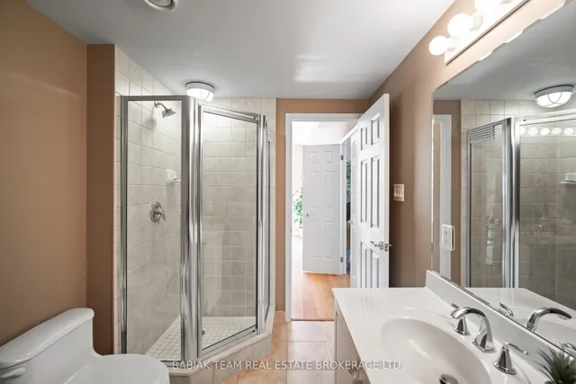 Additional image 12 of 2511 Bloor St Unit 304