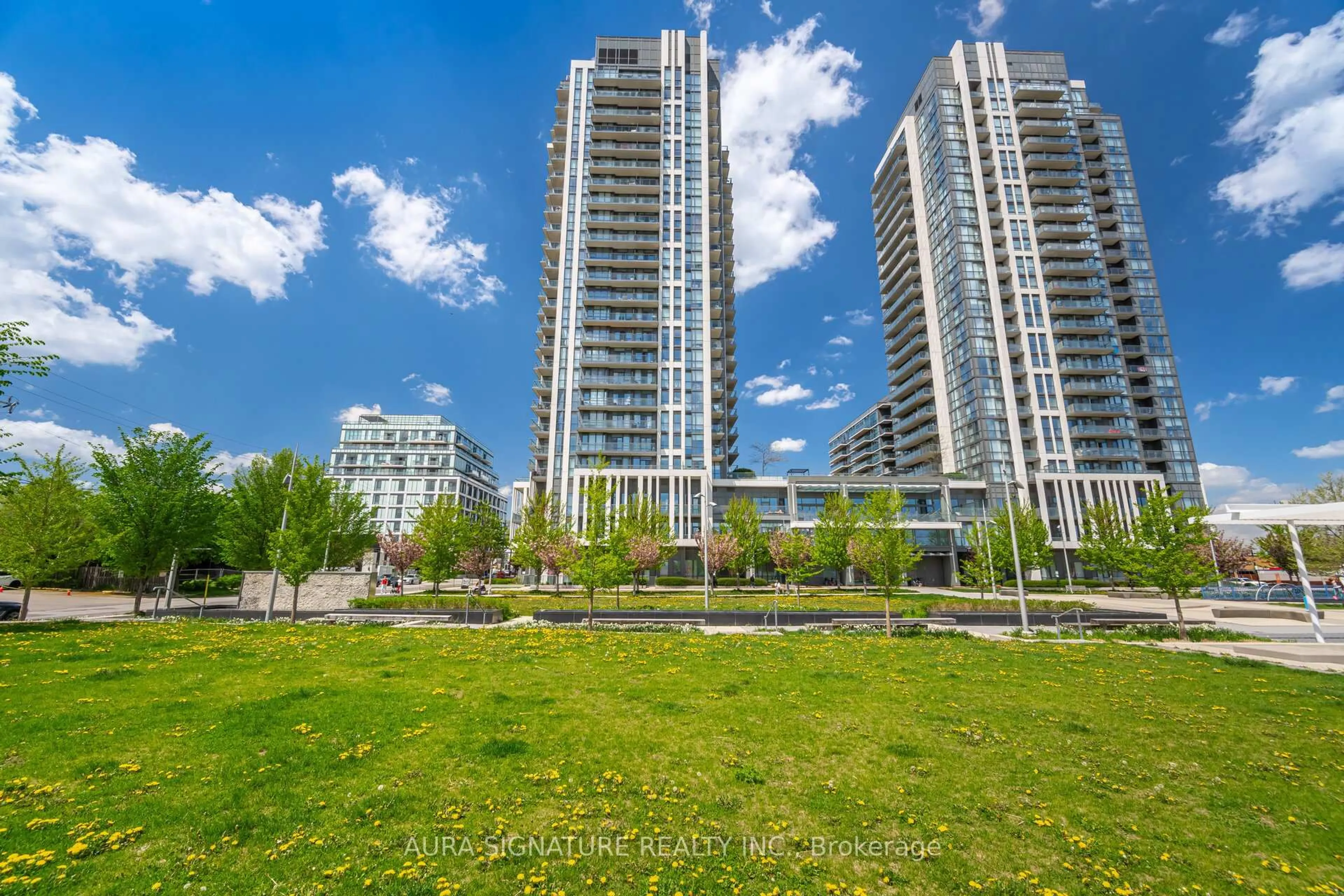 Patio, unknown for 15 Zorra St #2208, Toronto Ontario M8Z 0C1