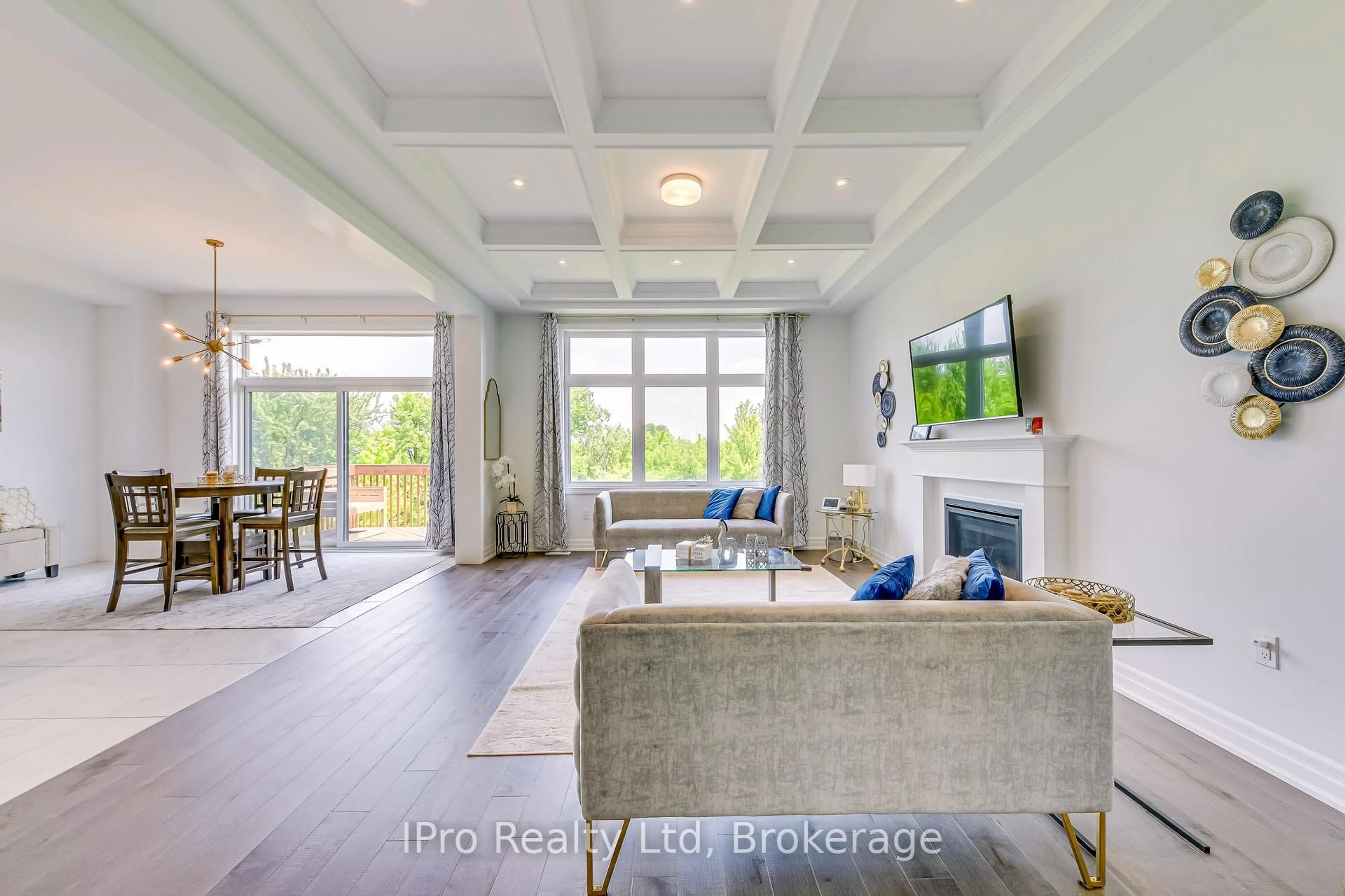 Living room with furniture, unknown for 1472 Varelas Passage, Oakville Ontario L6H 3S3