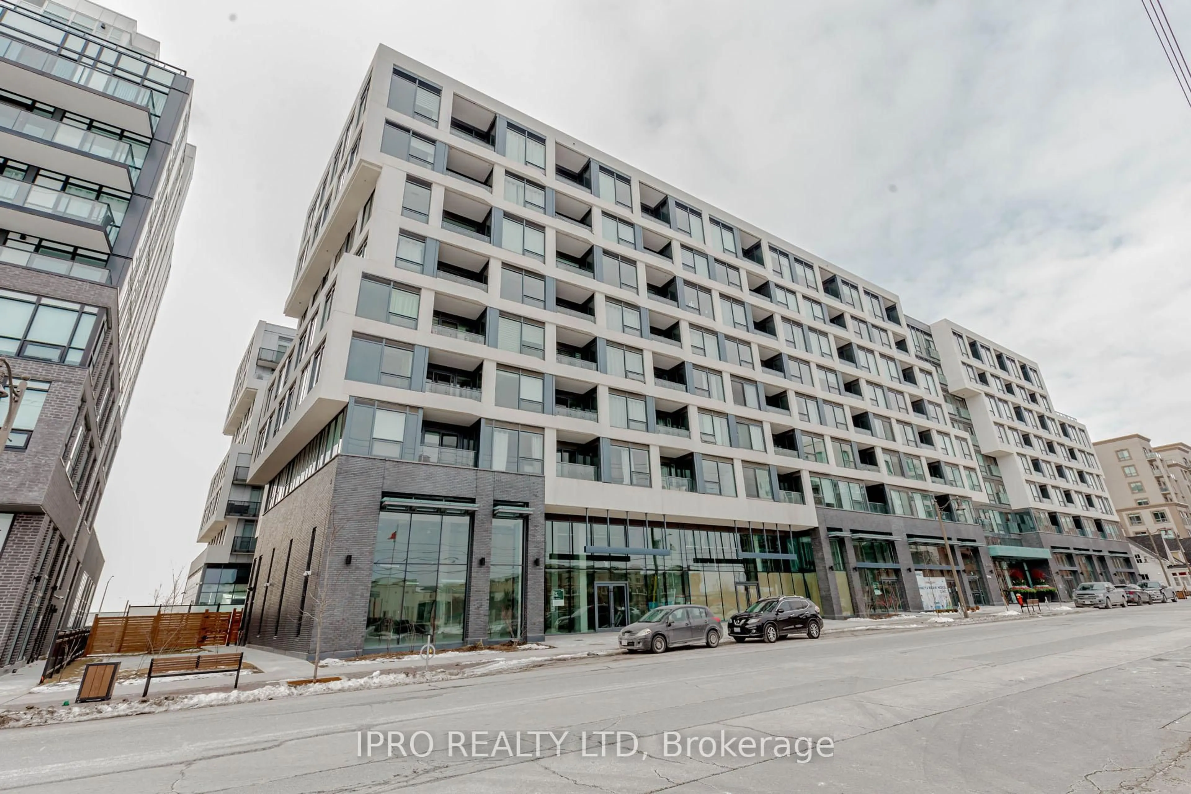 Blurry image for 2450 OLD BRONTE Rd #723, Oakville Ontario L6M 5P6
