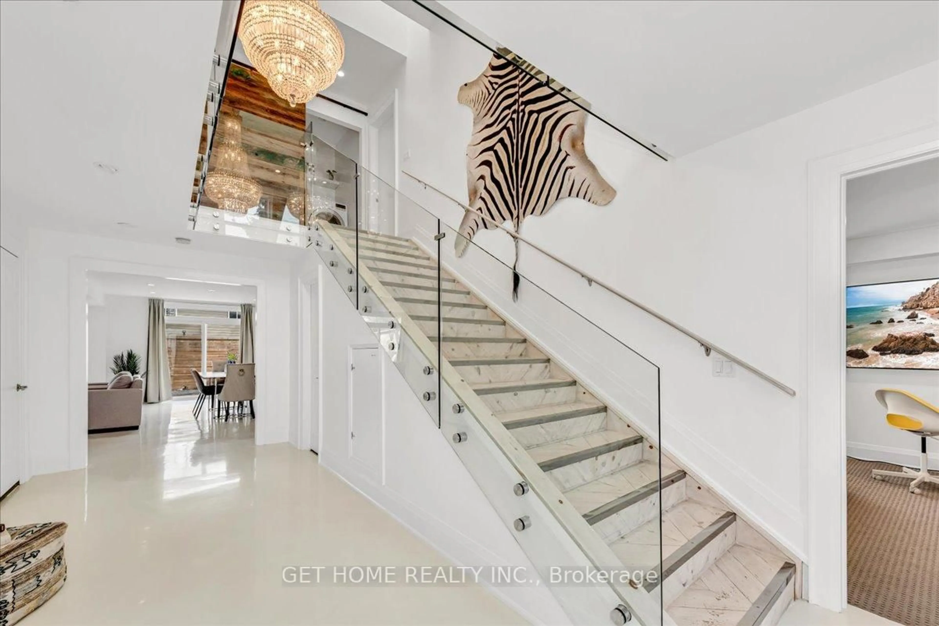 Unknown for 564 Brock Crt, Milton Ontario L9T 3B2